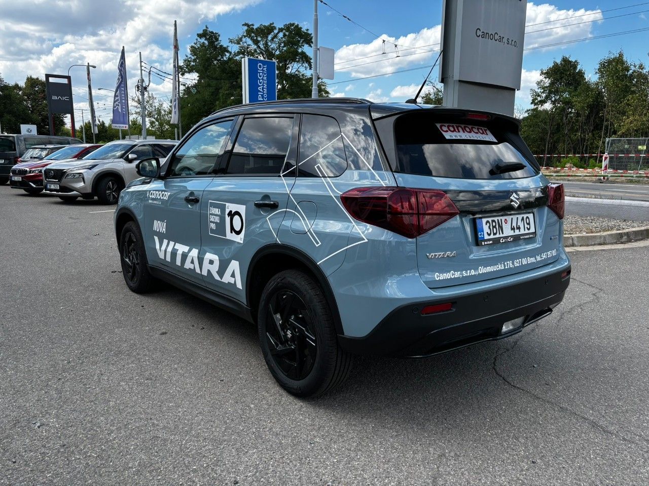 Suzuki Vitara, 4x4 Black Edition - fotka 5