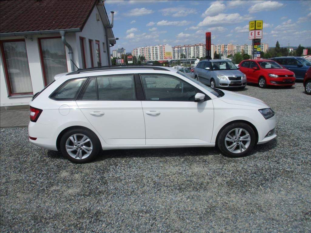 Škoda Fabia, 1,0 TSI, servis,DPH,1.maj,CZ, - fotka 5