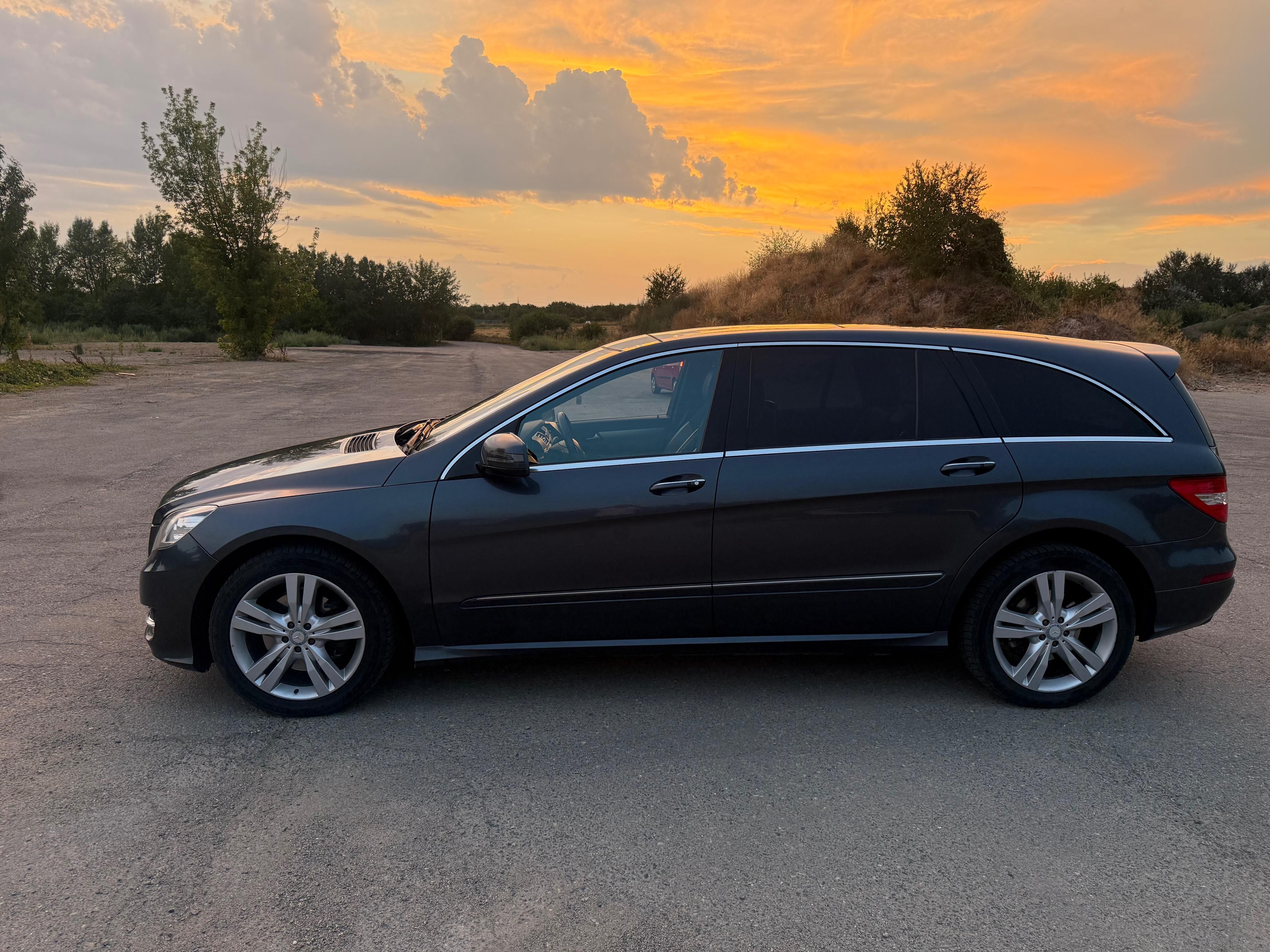 Mercedes-Benz Třídy R, Mercedes R350 CDI Long - fotka 4