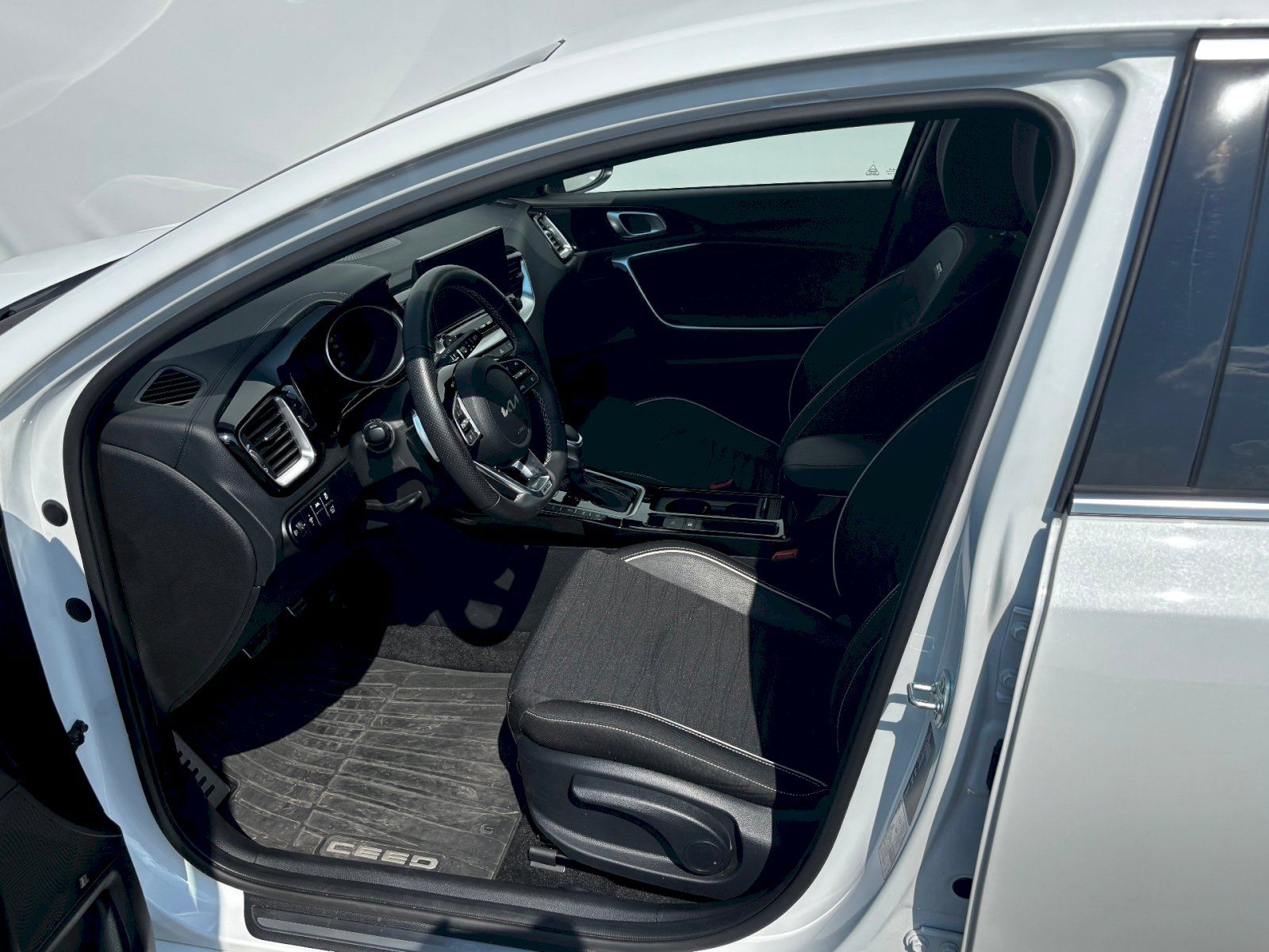 Kia Pro_cee´d, 1.5 T-GDI 103kW GT-Line DCT - fotka 6