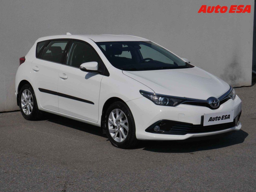 Toyota Auris, 1.6 VVT-i,ČR