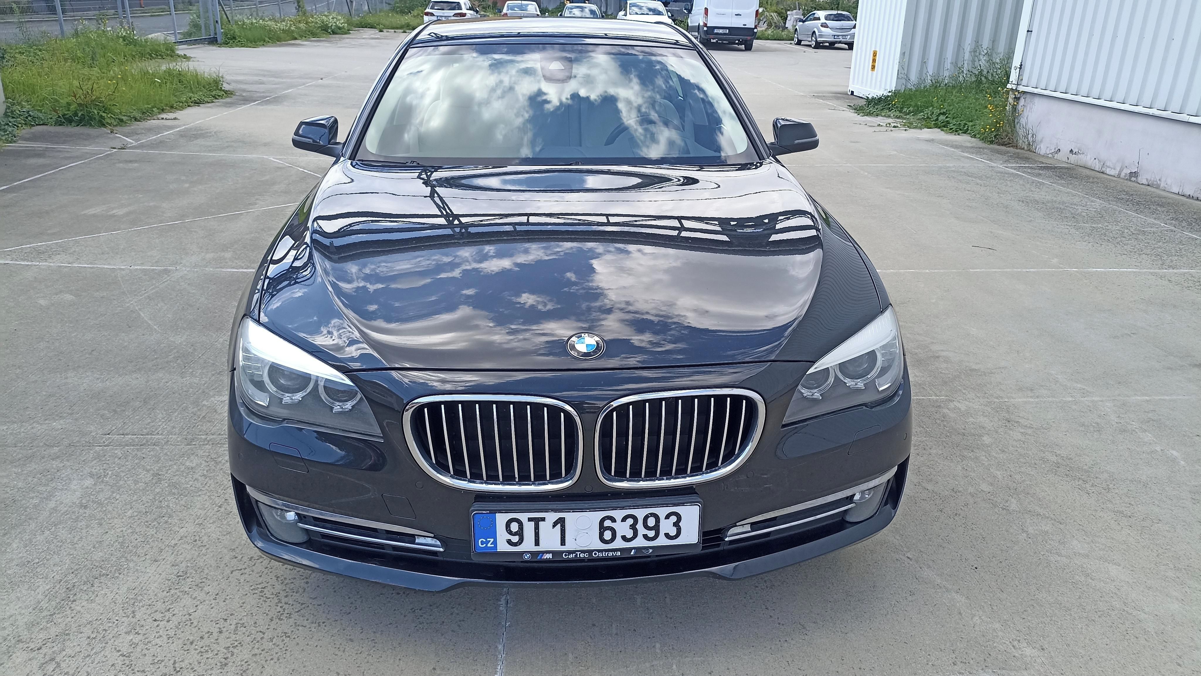 BMW Řada 7, 2. maj, původ ČR, krasný inter