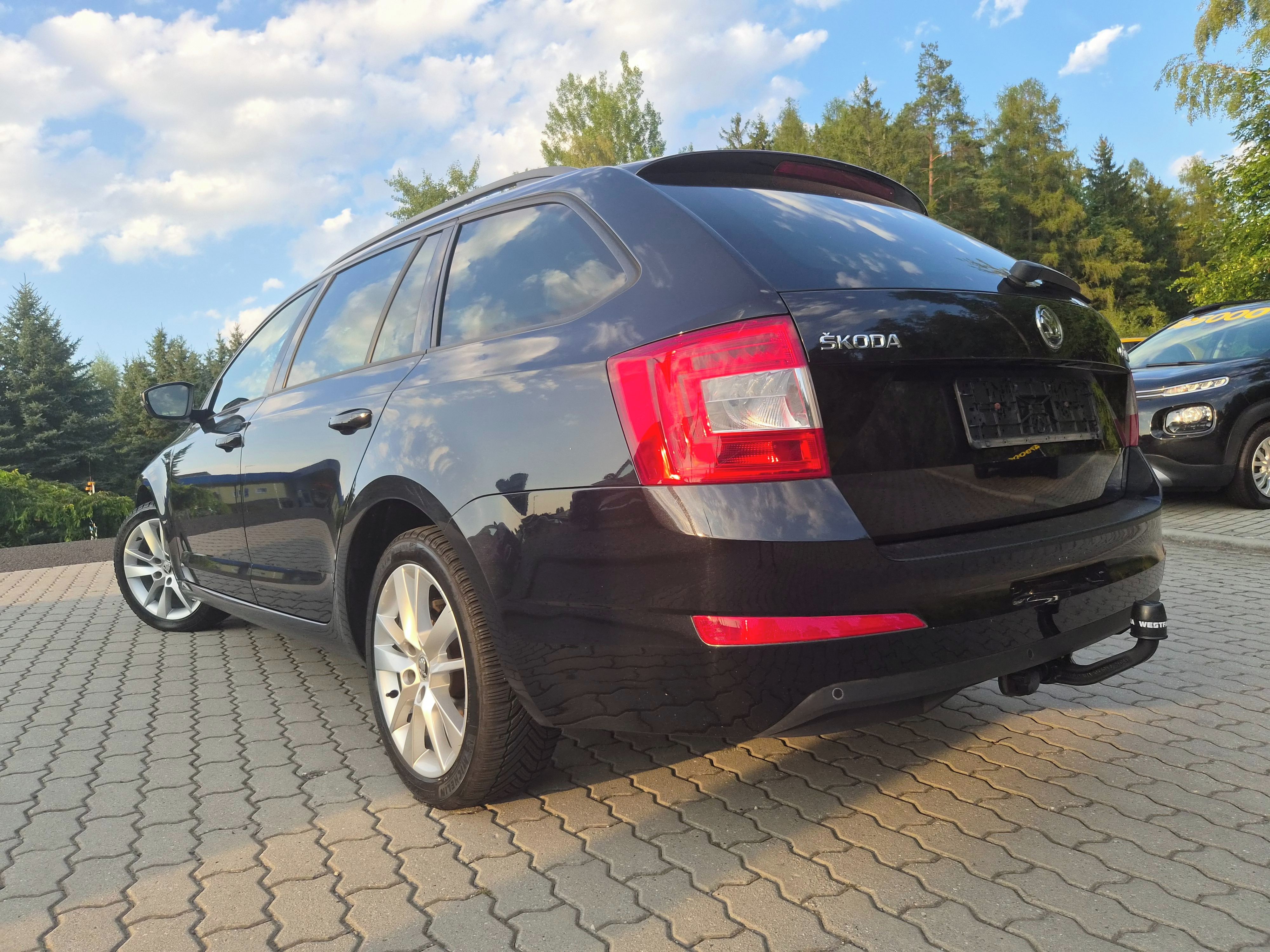 Škoda Octavia, 1 maj.plný servis ZÁRUKA 1 ROK - fotka 3
