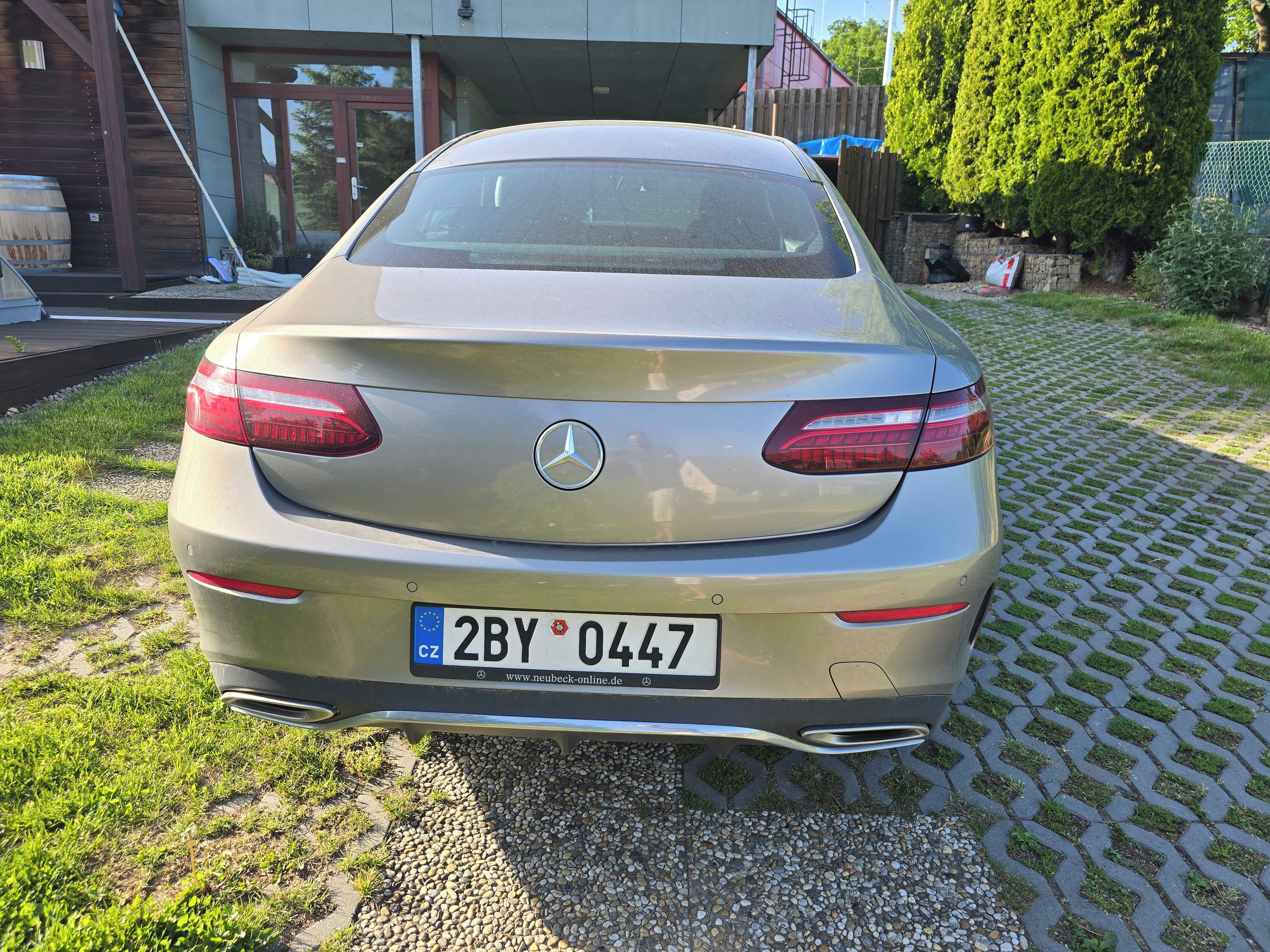 Mercedes-Benz Třídy E, E kupé 450, Pano, Vzduch, Bur+ - fotka 4