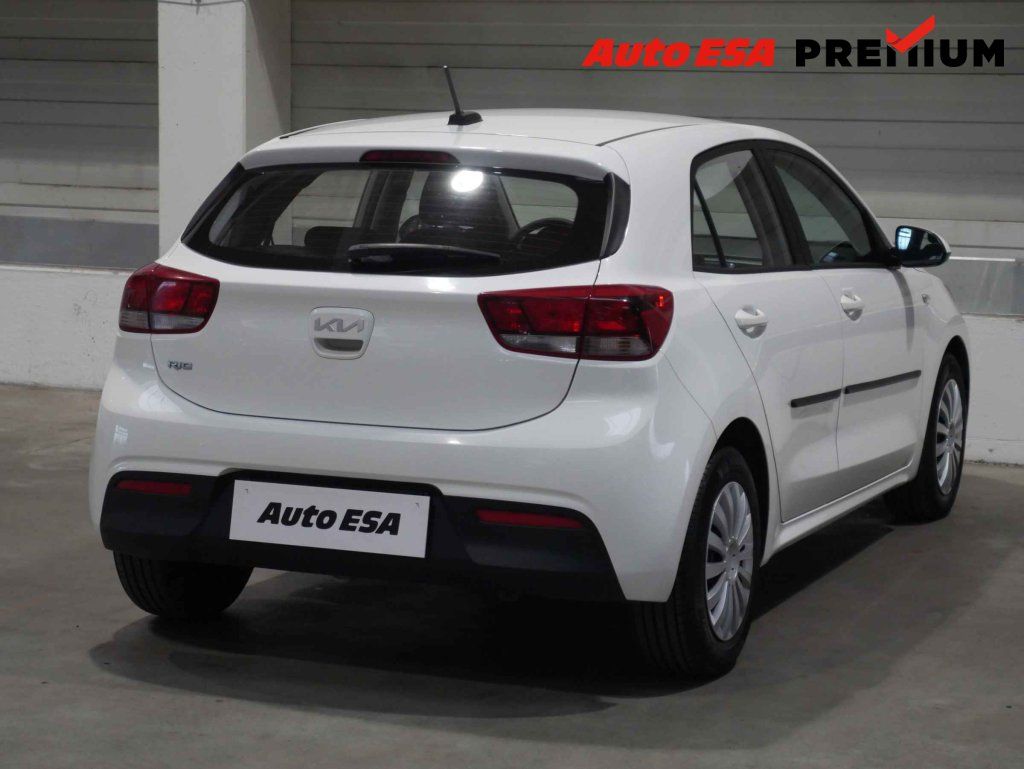 Kia Rio, 1.2 i,1.maj,ČR - fotka 6