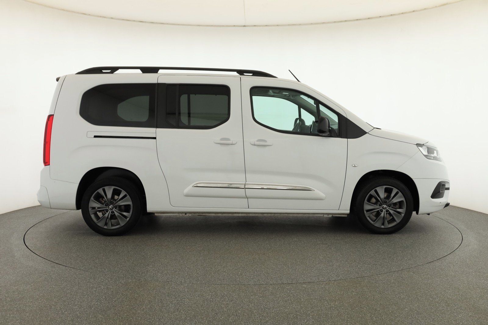 Toyota Proace City Verso, Maxi 1.5 D-4D, 5Míst, Klima - fotka 6