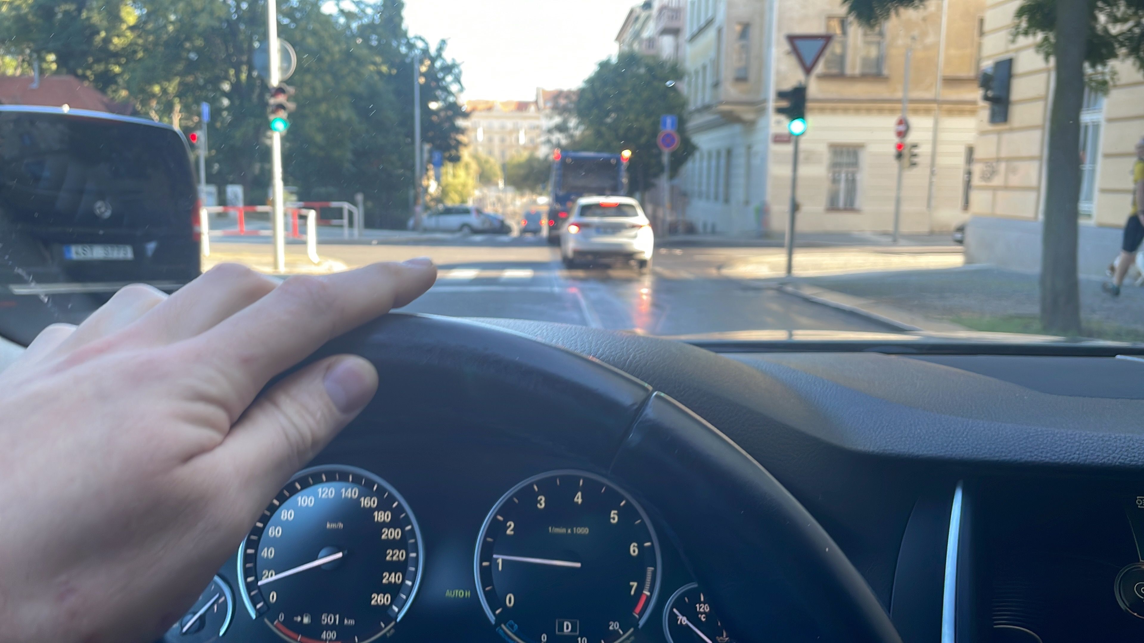 BMW Řada 5, BMW 520i F10 LCI Luxury Line - fotka 5