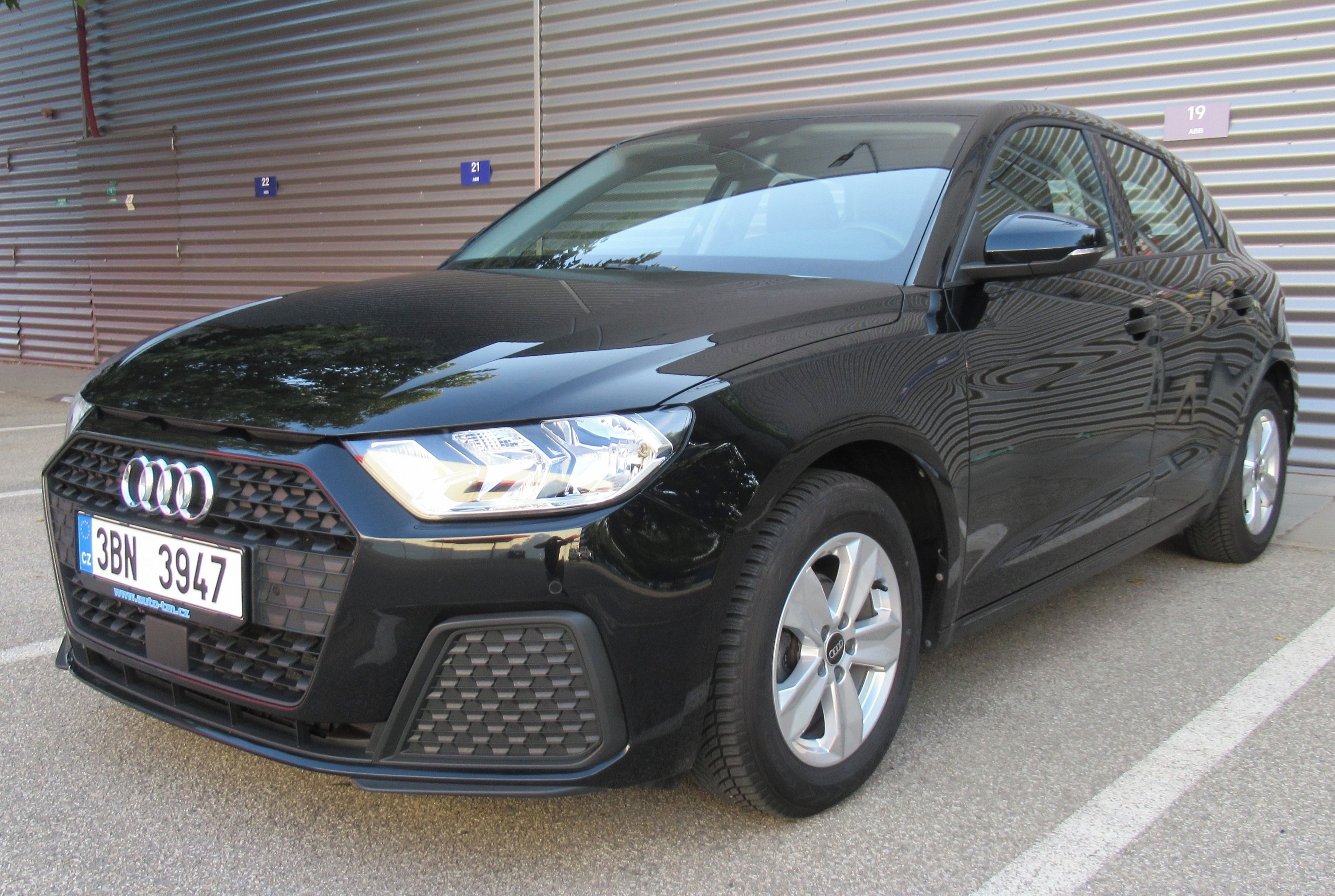 Audi A1, Attraction 25TFSI S tronic