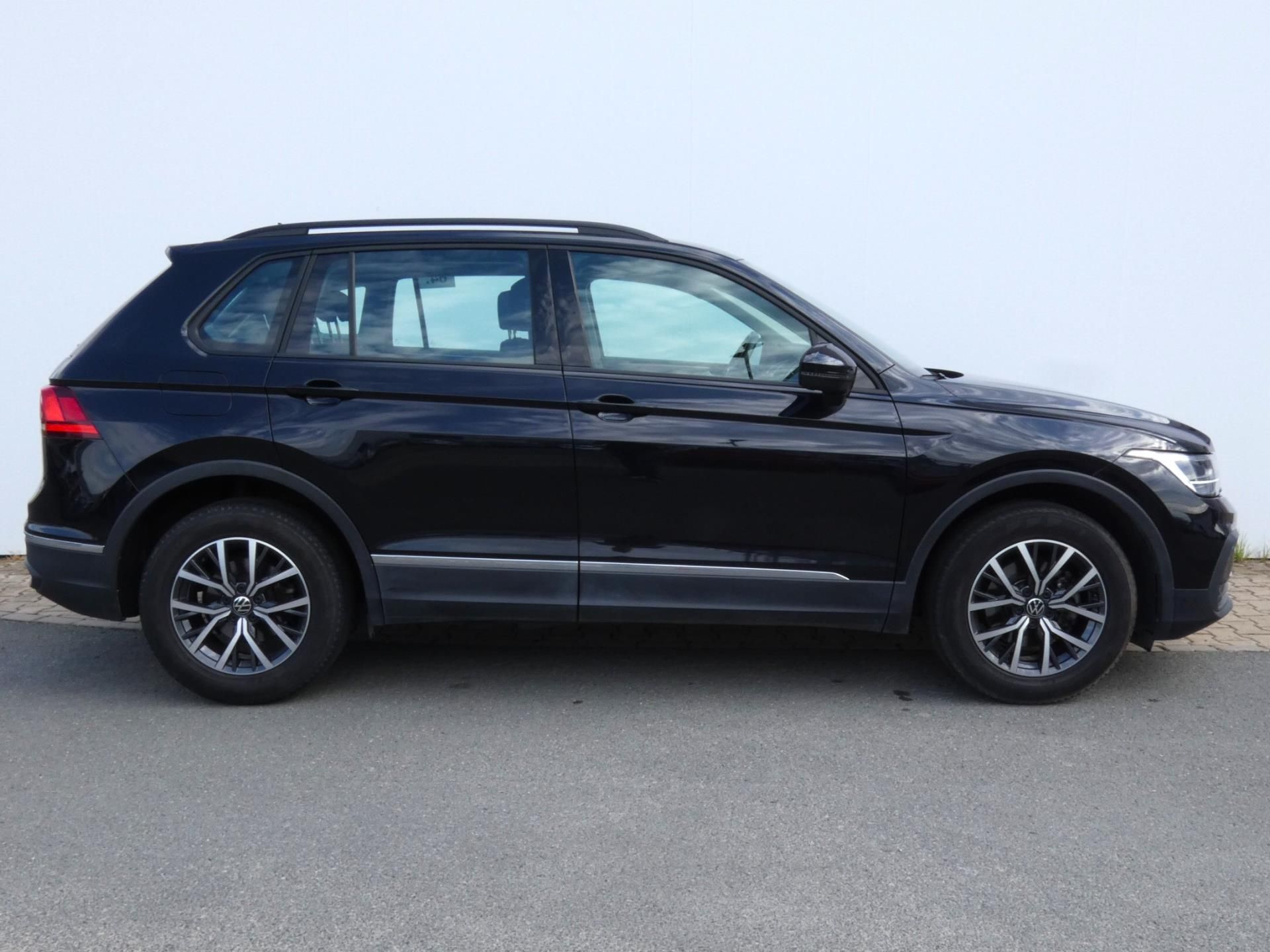 Volkswagen Tiguan, Life 2.0 TDI 110KW DSG - fotka 3