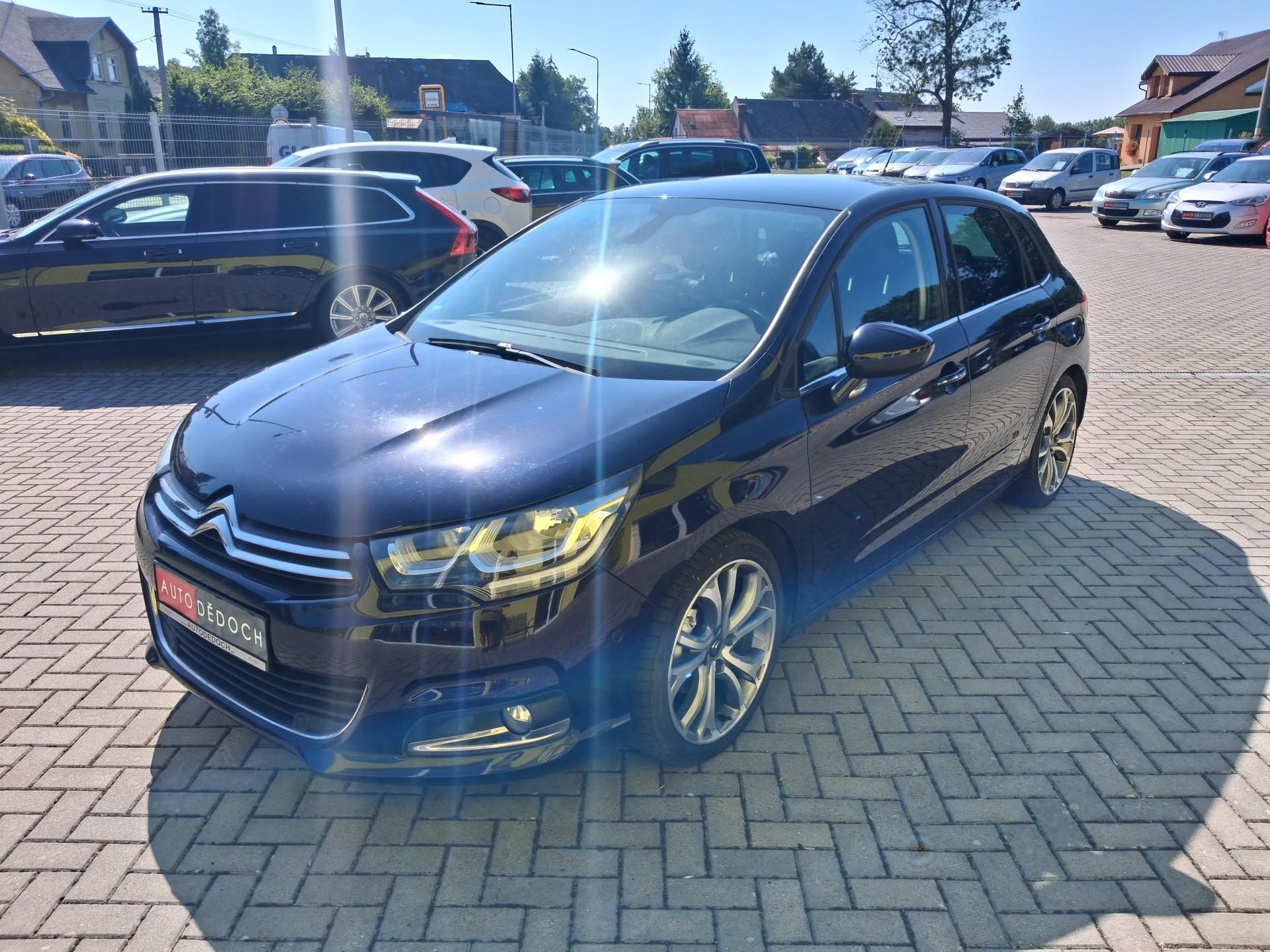 Citroën C4, 1,6HDi NAVI 2xKOLA MAX VÝBAVA - fotka 3