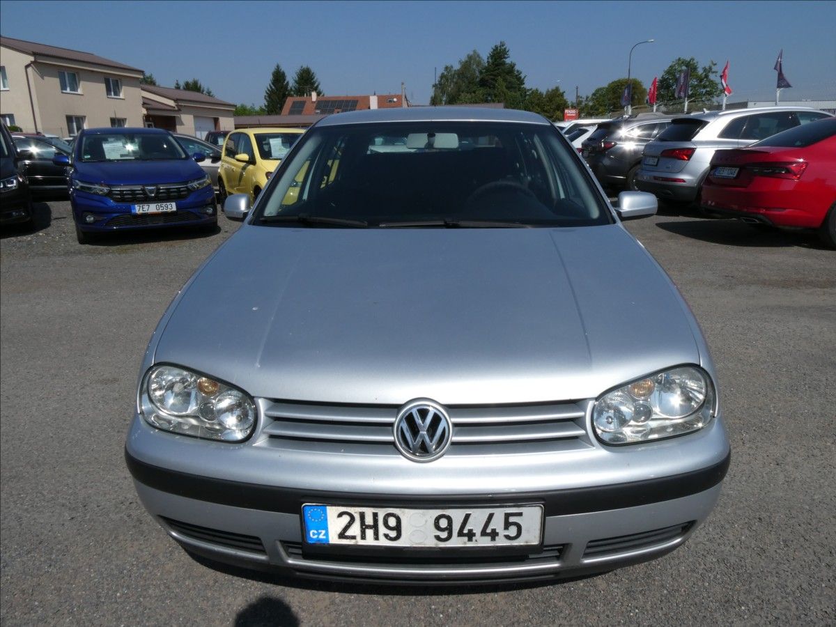 Volkswagen Golf, 1,9 TDi 74kW EDITION - fotka 2