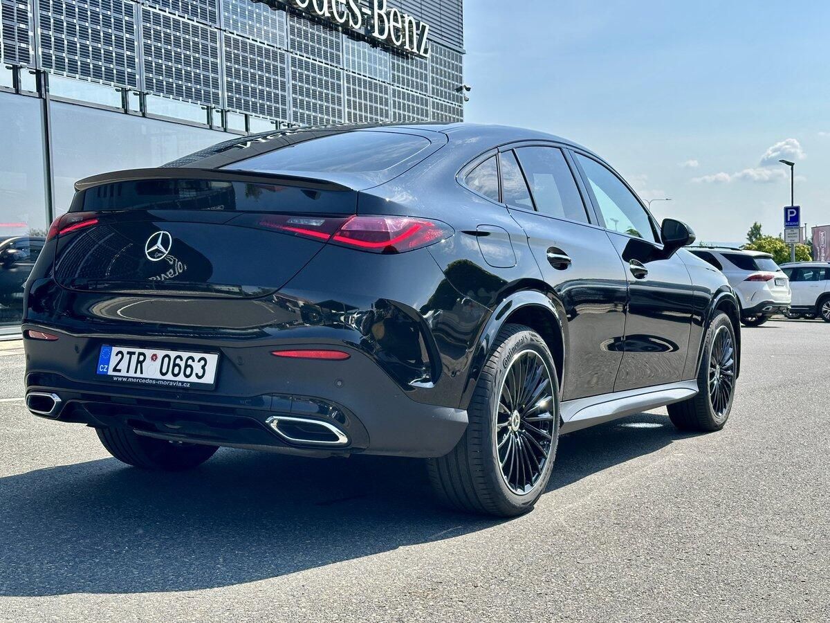 Mercedes-Benz GLC, 200 4Matic Kupé AMG Line - fotka 3
