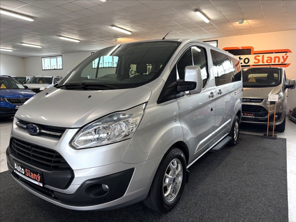Ford Tourneo Custom, 2,2 Titanium 114kW,po servisu