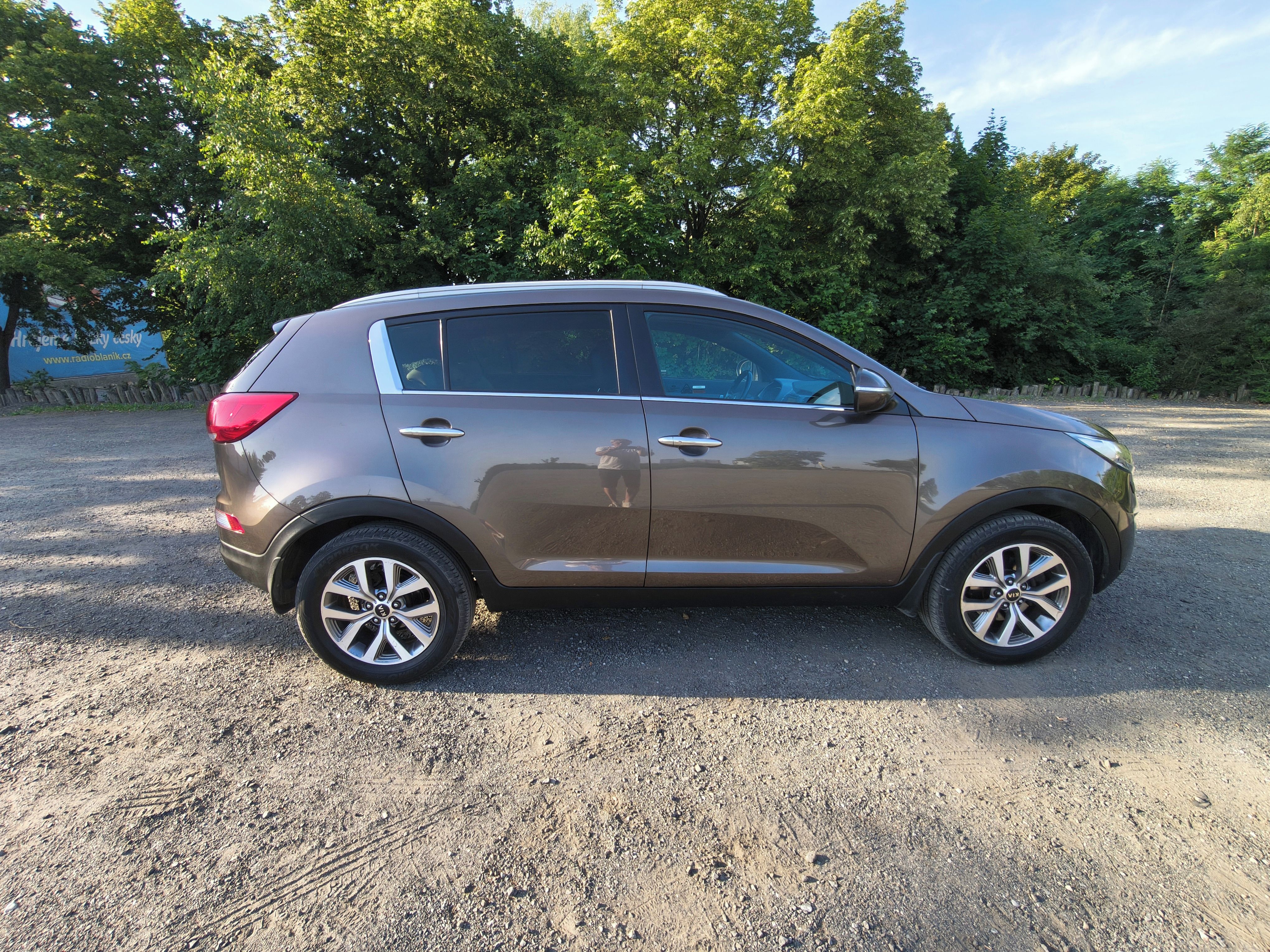 Kia Sportage, 1,6 GDi, 1 maj, kůže, TOP stav - fotka 3