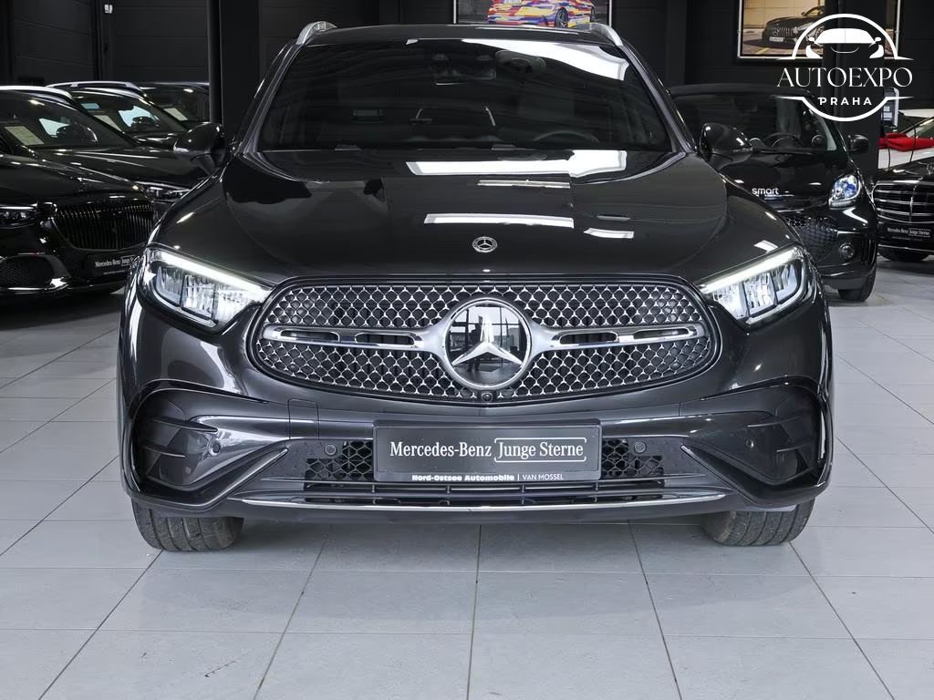 Mercedes-Benz GLC, 300d AMG 4Matic*DISTRONIC* - fotka 2