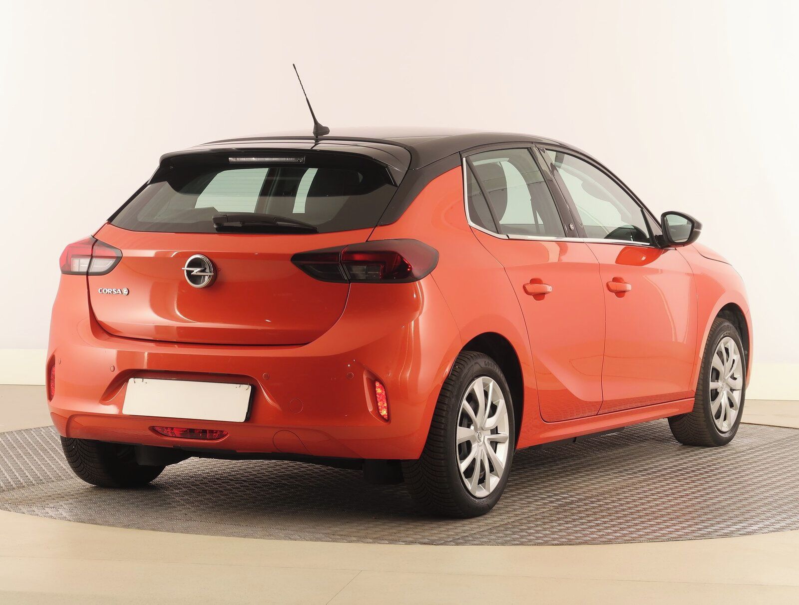 Opel Corsa, 50 kWh, SoH 92%, Automat - fotka 5