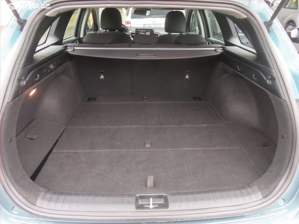 Kia Cee´d, Kia Ceed 2023 1.5 T-GDI automa - fotka 5