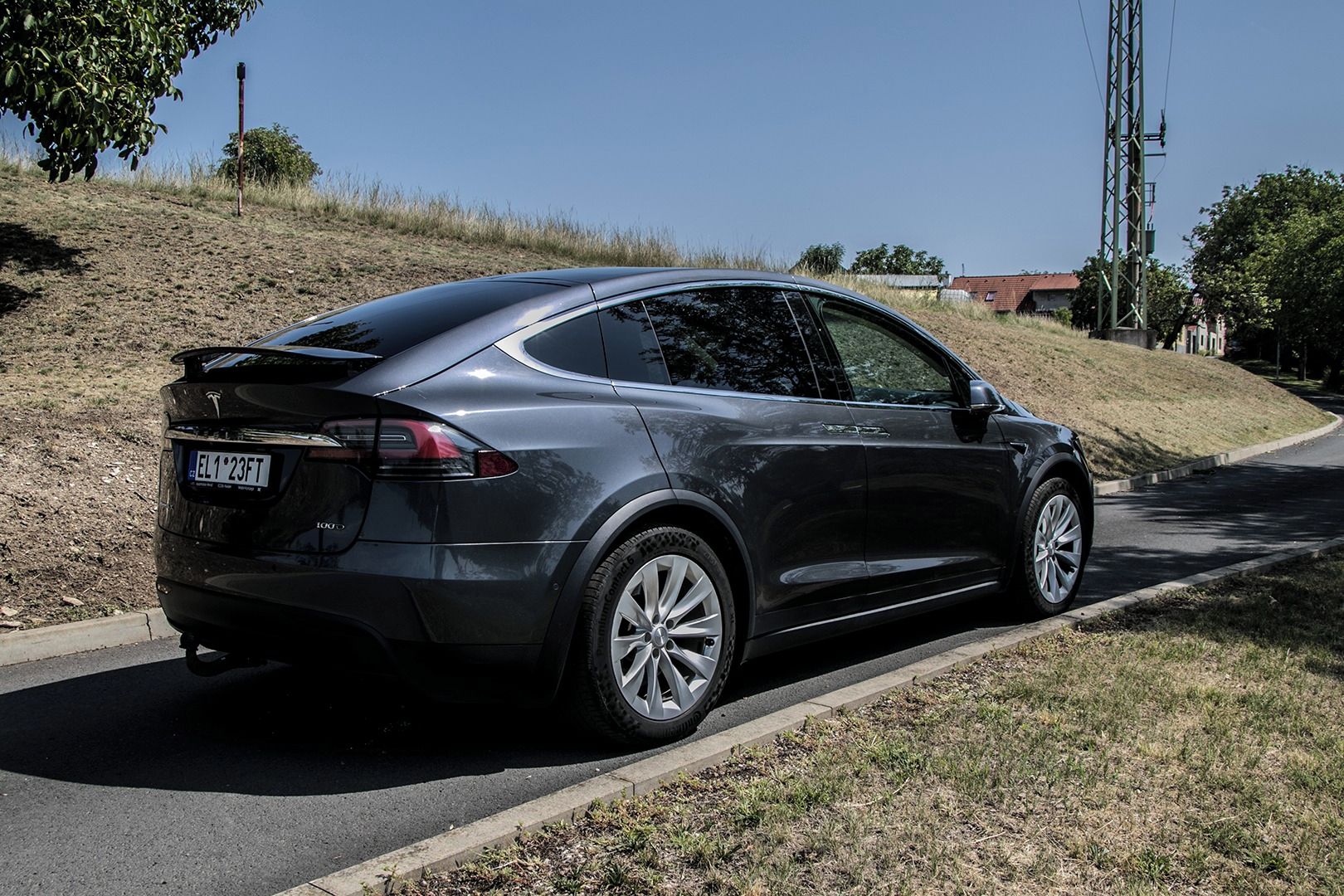 Tesla Model X, 100D, SOH 86 %, MCU2, HW3 - fotka 5