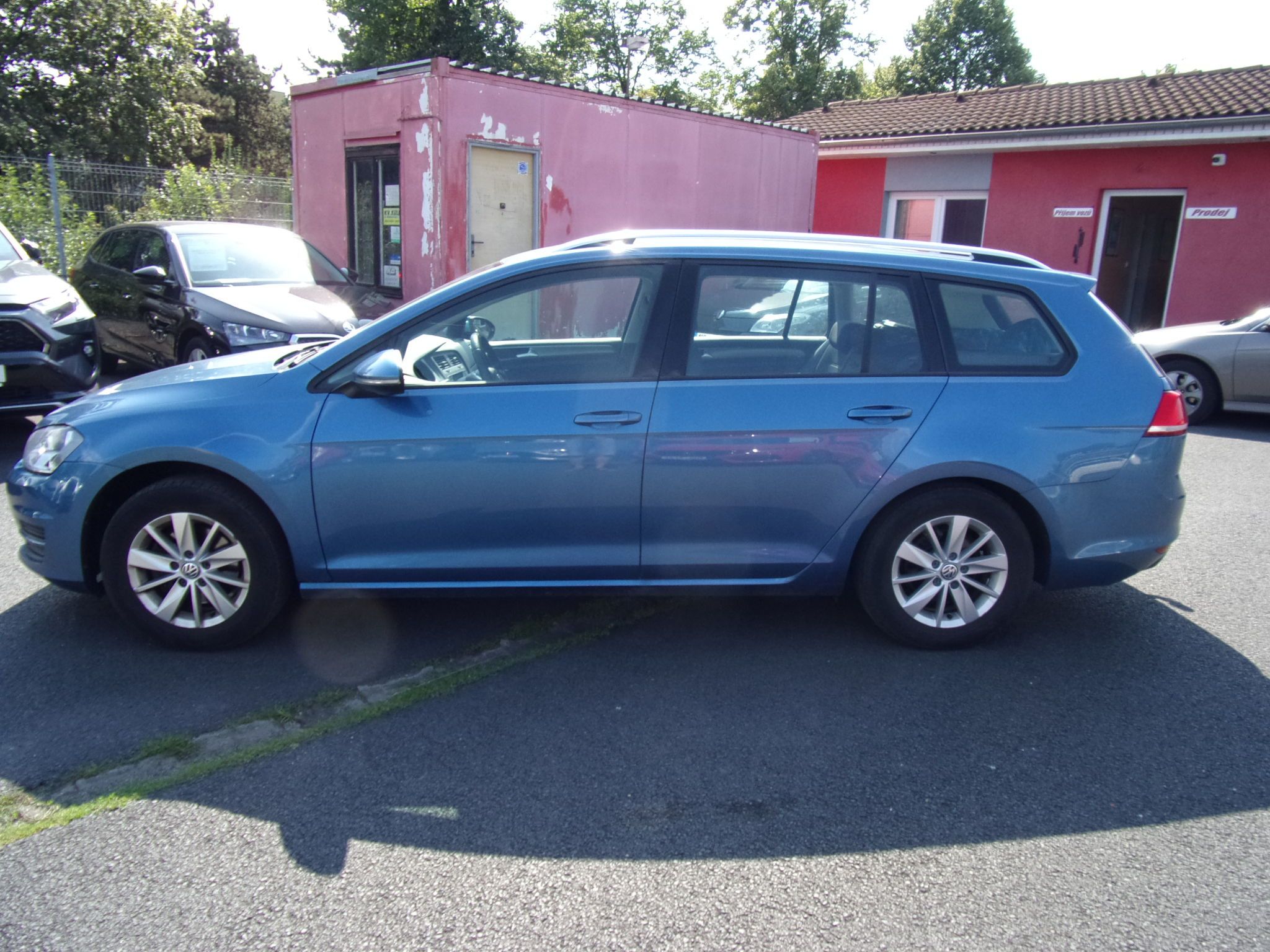 Volkswagen Golf, 1,2 TSI  Variant 81kW  ČR - fotka 6