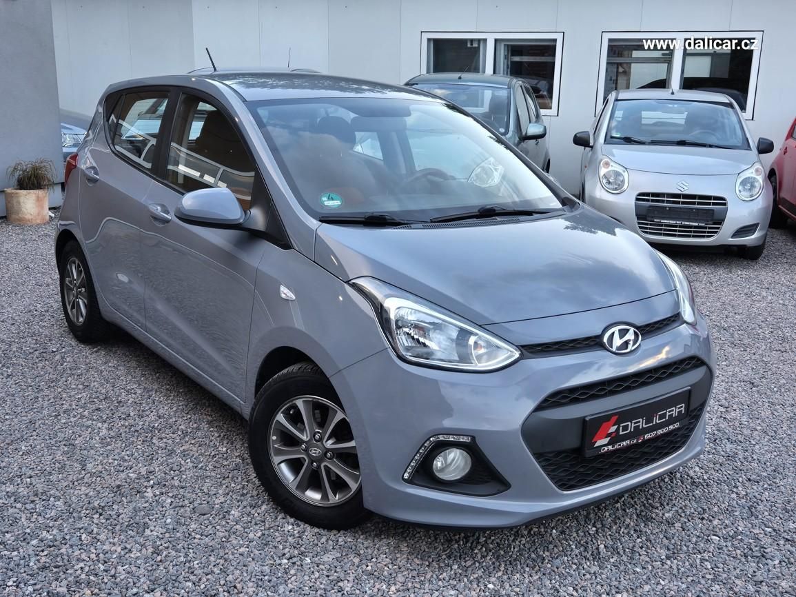 Hyundai i10, 1.2i 64 KW Klima FIFA Edice - fotka 4