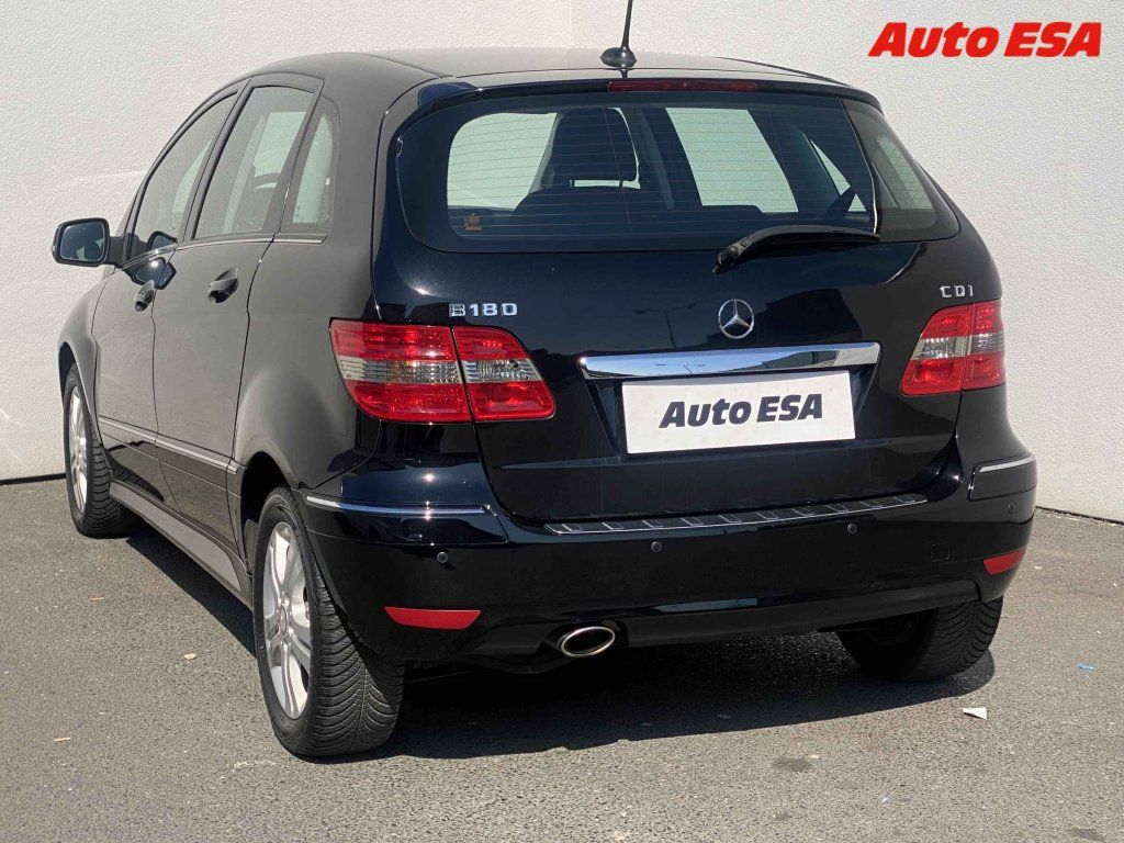 Mercedes-Benz Třídy B, 2.0 D B180 - fotka 6