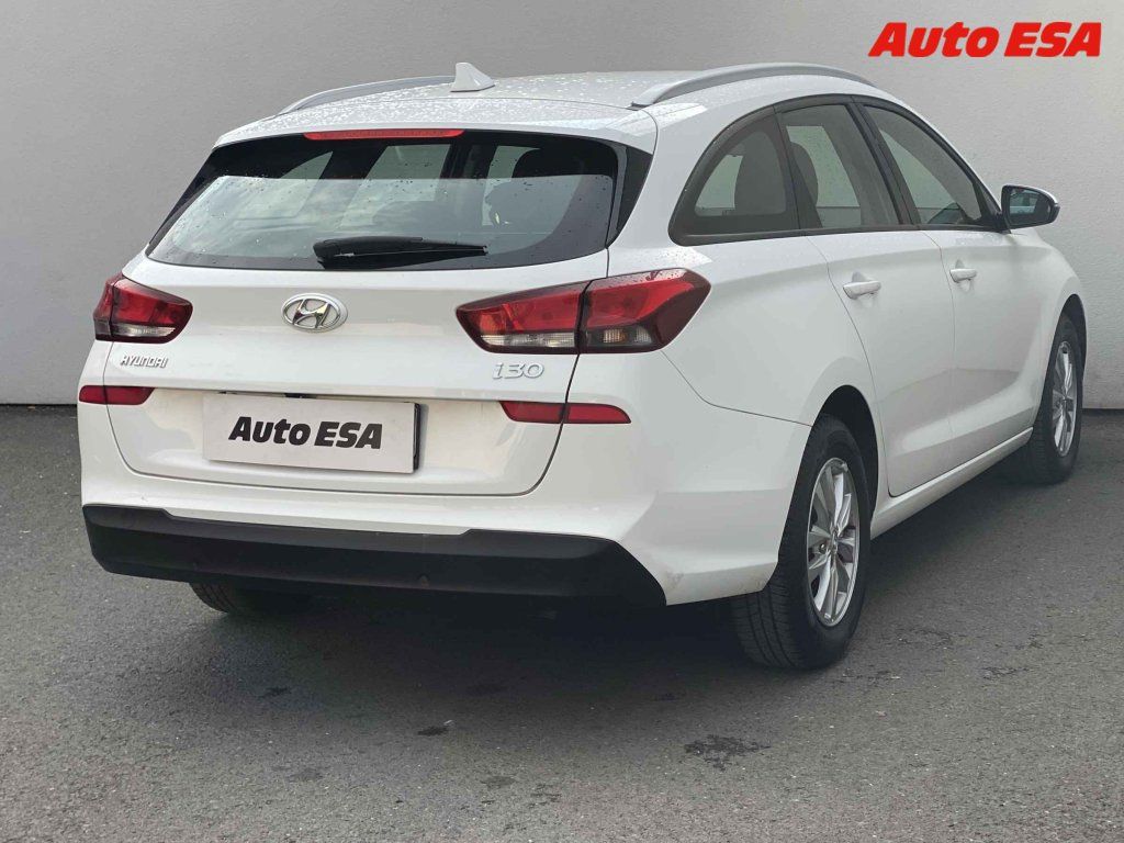 Hyundai i30, 1.4 TGDi - fotka 4