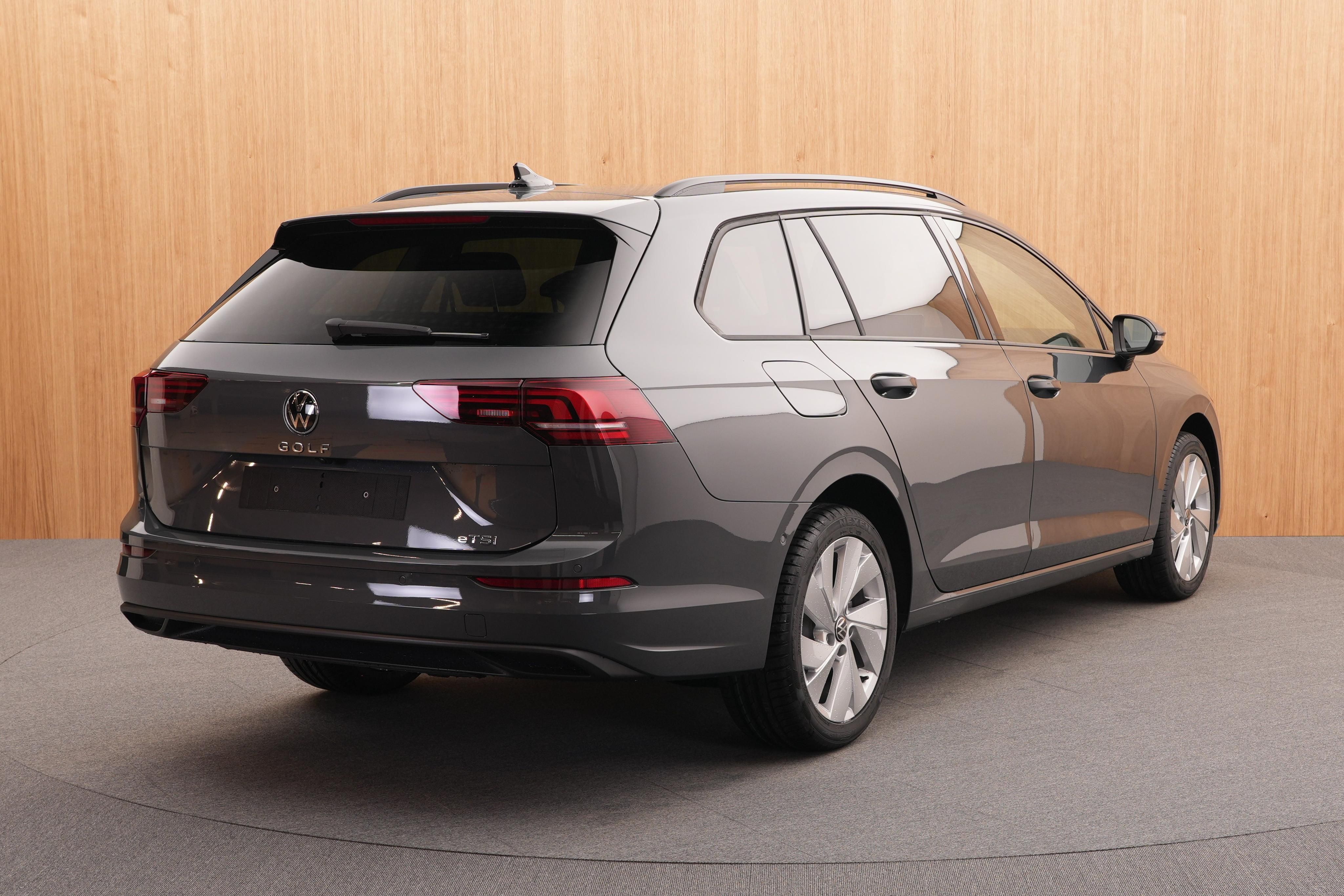 Volkswagen Golf Variant, Limited 1.5 eTSI DSG - fotka 4