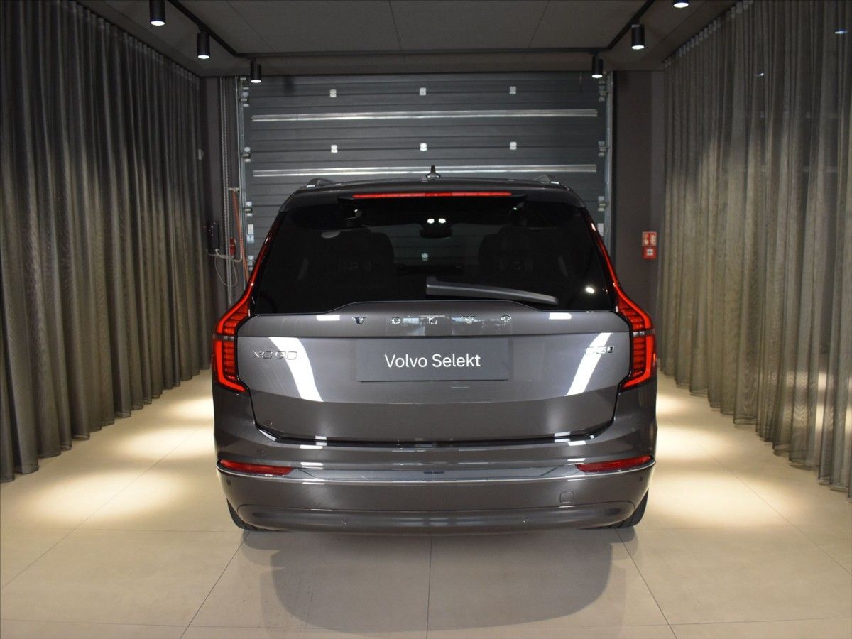 Volvo XC90, 2,0 B5 AWD Ultra vzduch,Pano - fotka 4