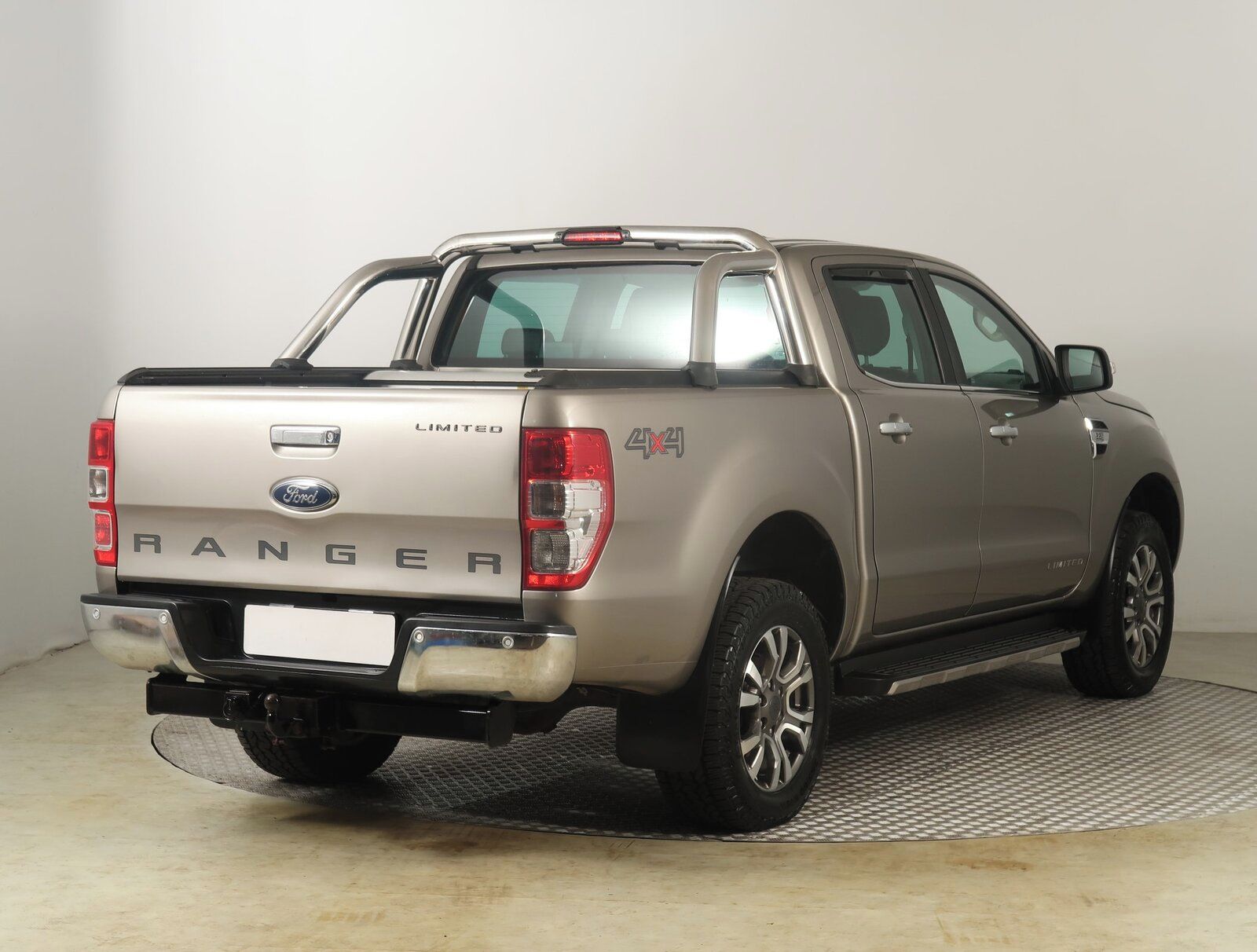 Ford Ranger, 2.2 TDCi, 4X4, Kůže - fotka 5