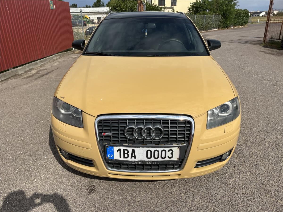 Audi A3, 3,2 i V6 184KW 4x4  Sportback - fotka 2