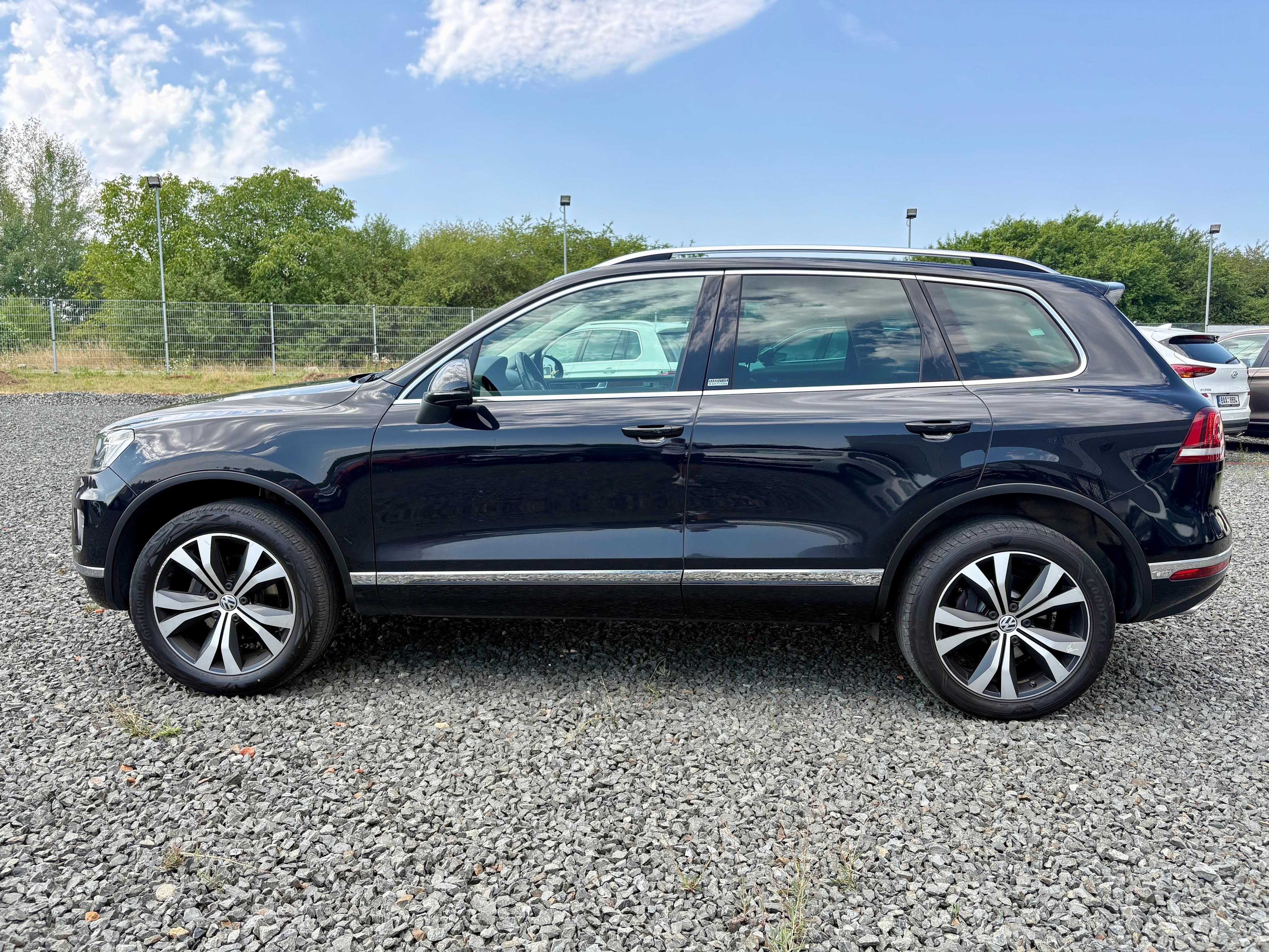 Volkswagen Touareg, 3.0TDi 193kw 4x4 DSG Executive - fotka 5