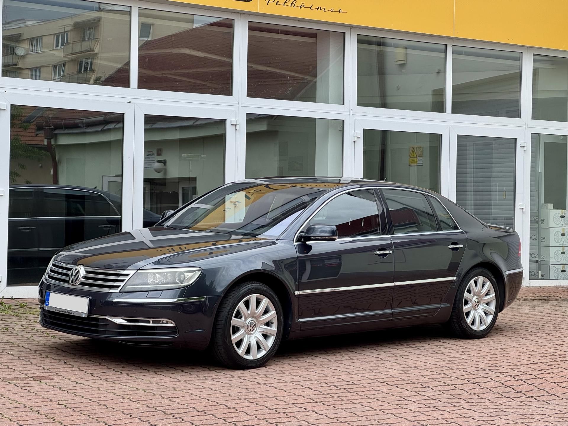 Volkswagen Phaeton, 3.0TDI 176kW - fotka 2