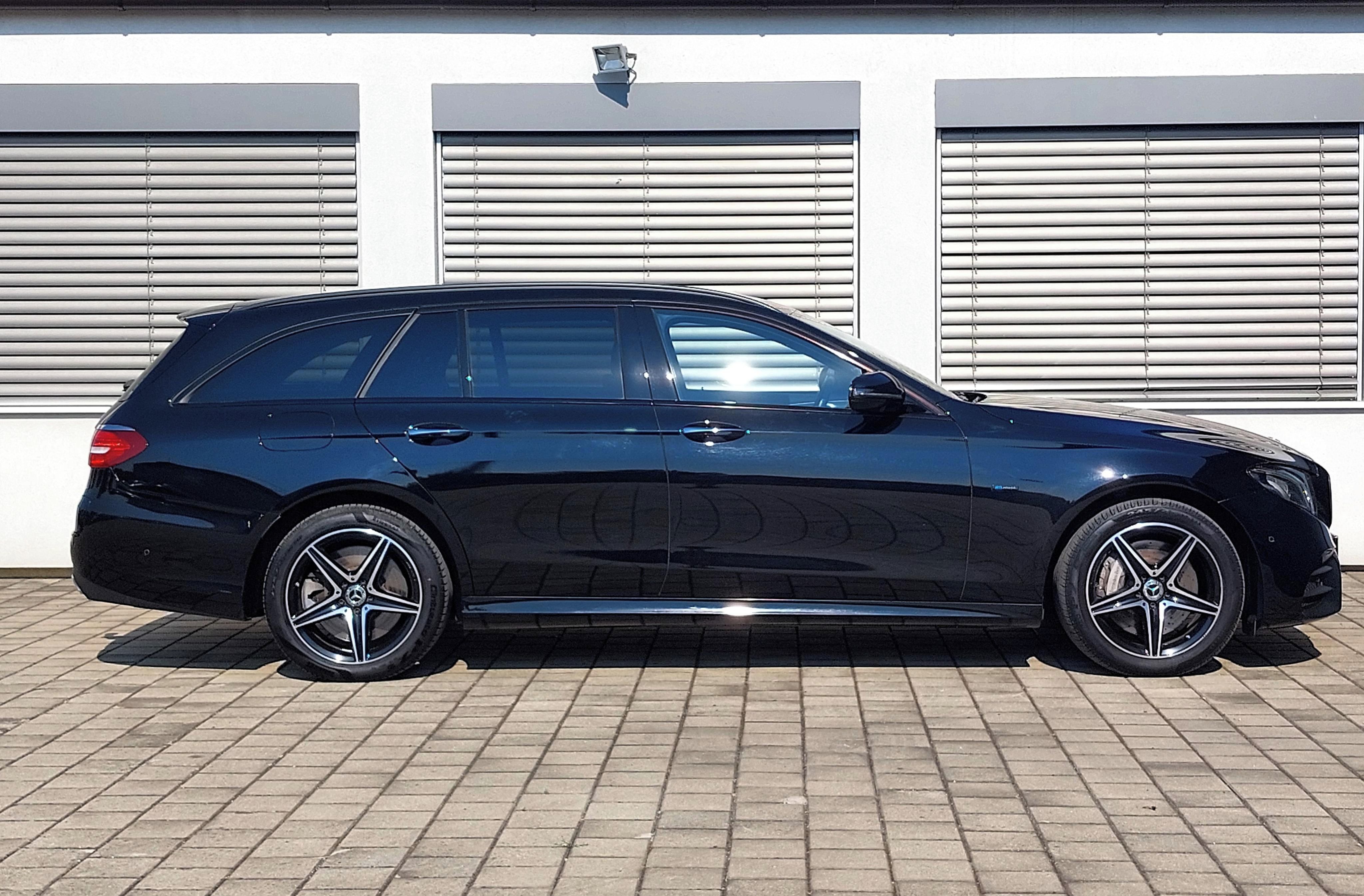Mercedes-Benz Třídy E, 1.95, E 300 de, tažné - fotka 4