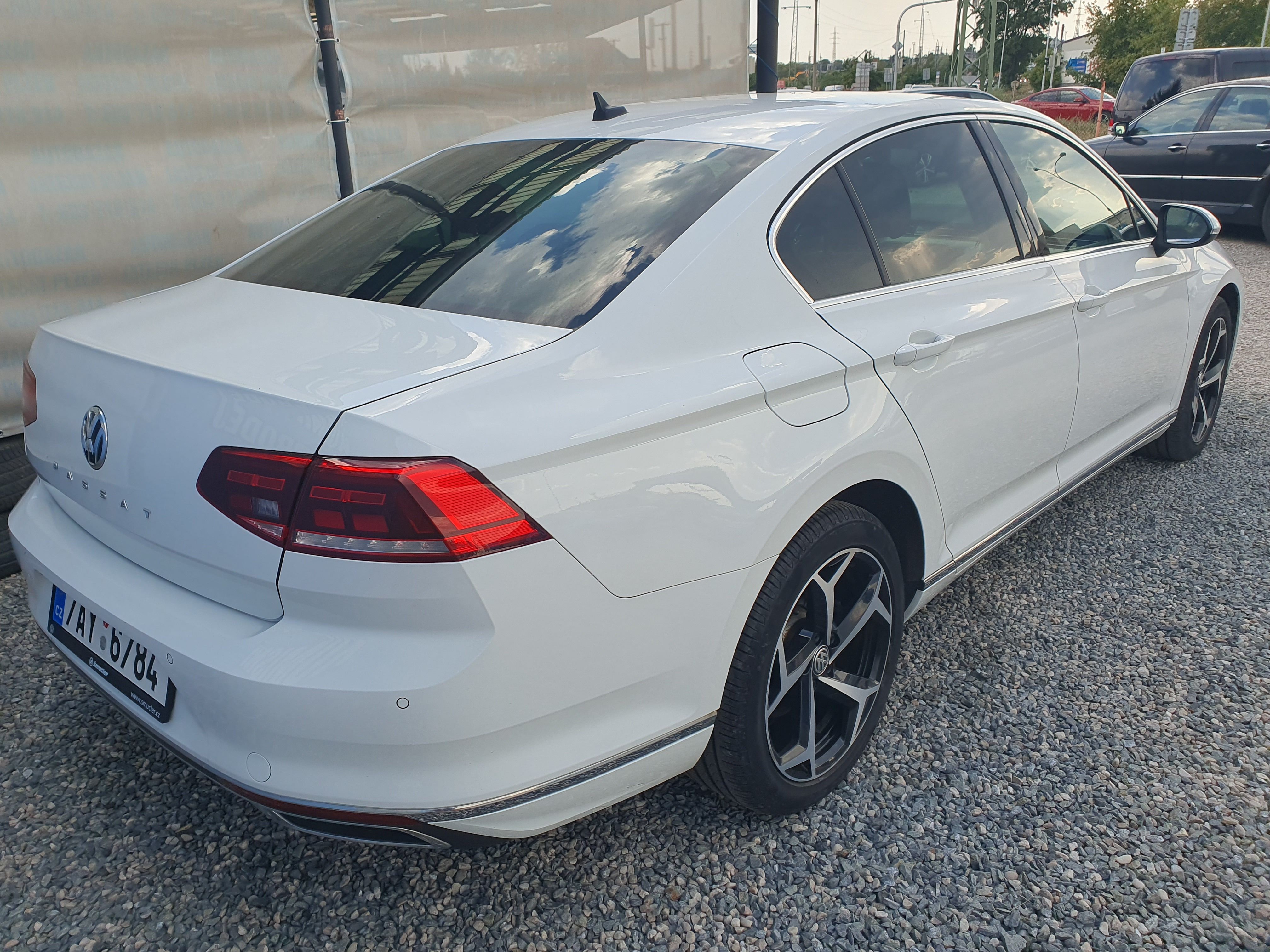 Volkswagen Passat, 1.5 TSI 110 KW ALCANTARA - fotka 3