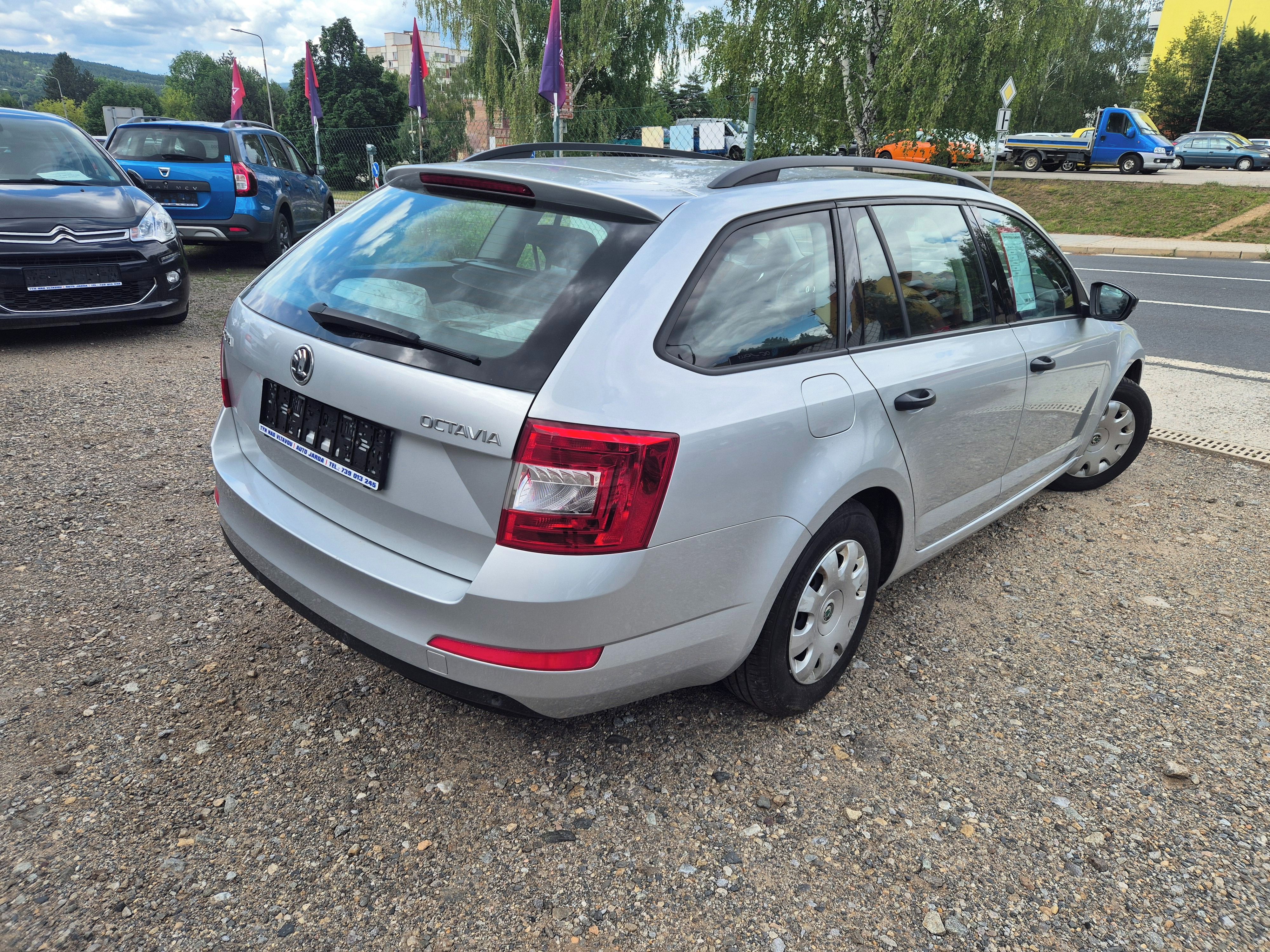 Škoda Octavia, 1,2Tsi v.Sedadel - fotka 4