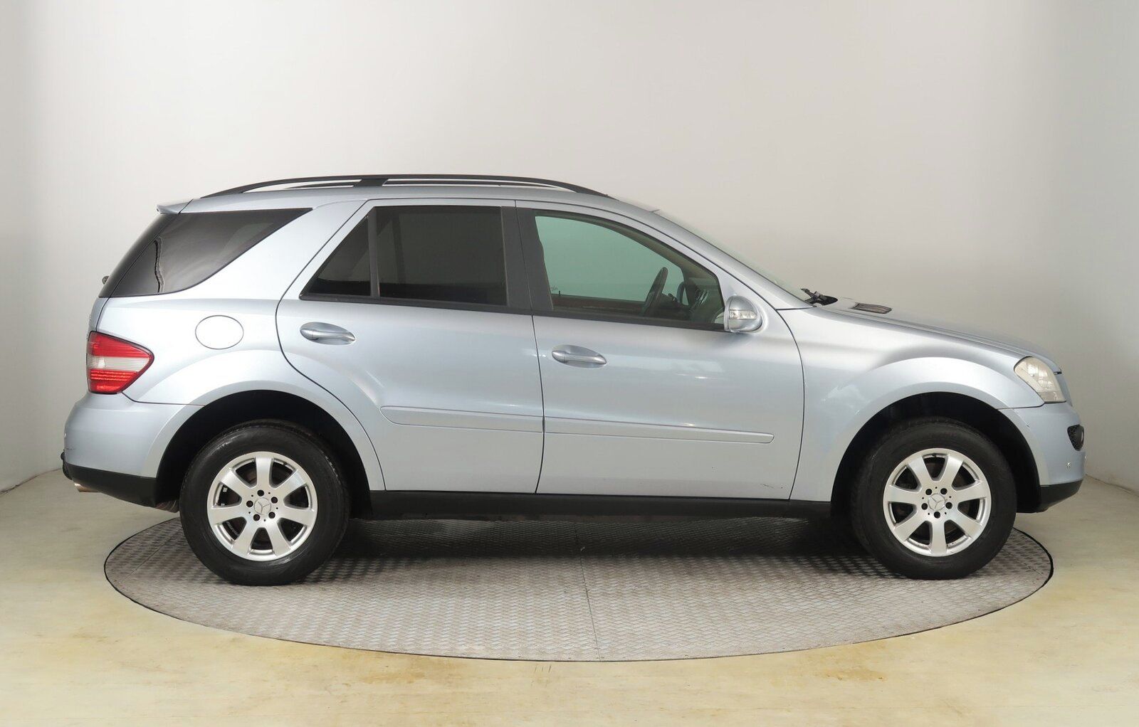 Mercedes-Benz Třídy M, ML 350 , 4X4, Automat - fotka 6