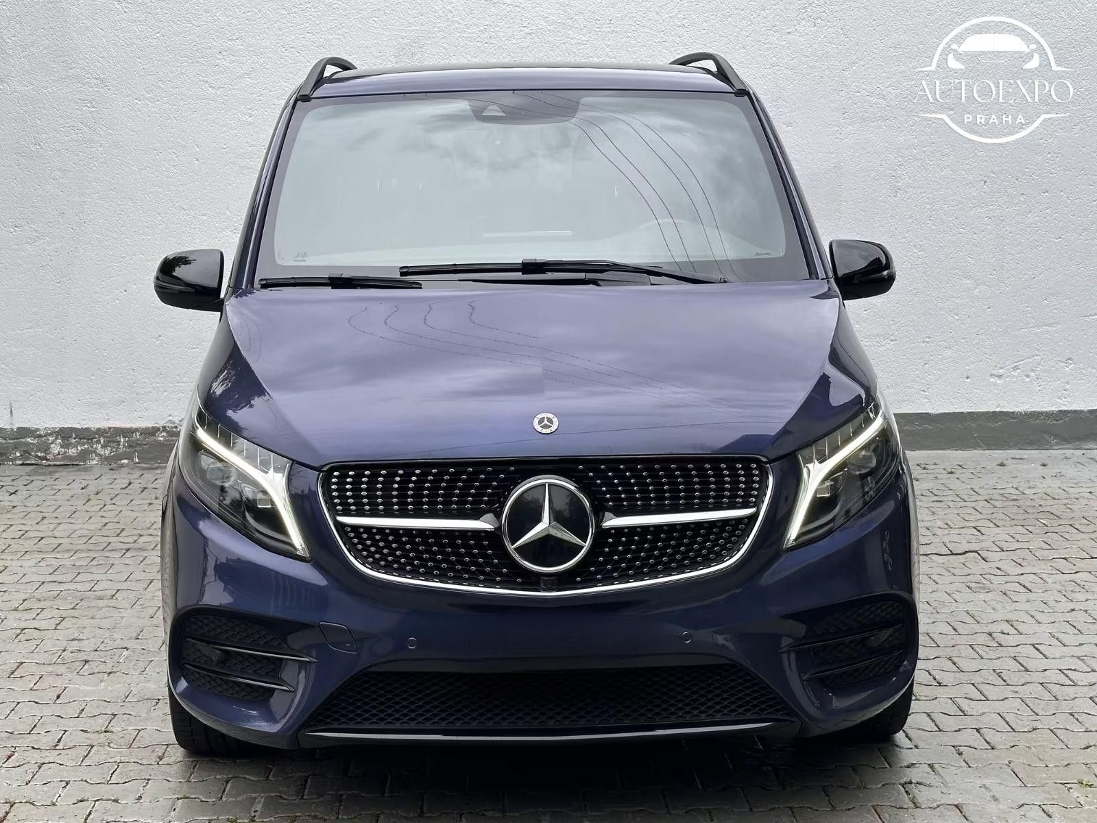 Mercedes-Benz Třídy V, V250d Long 4-Matic AMG-Line/ - fotka 3