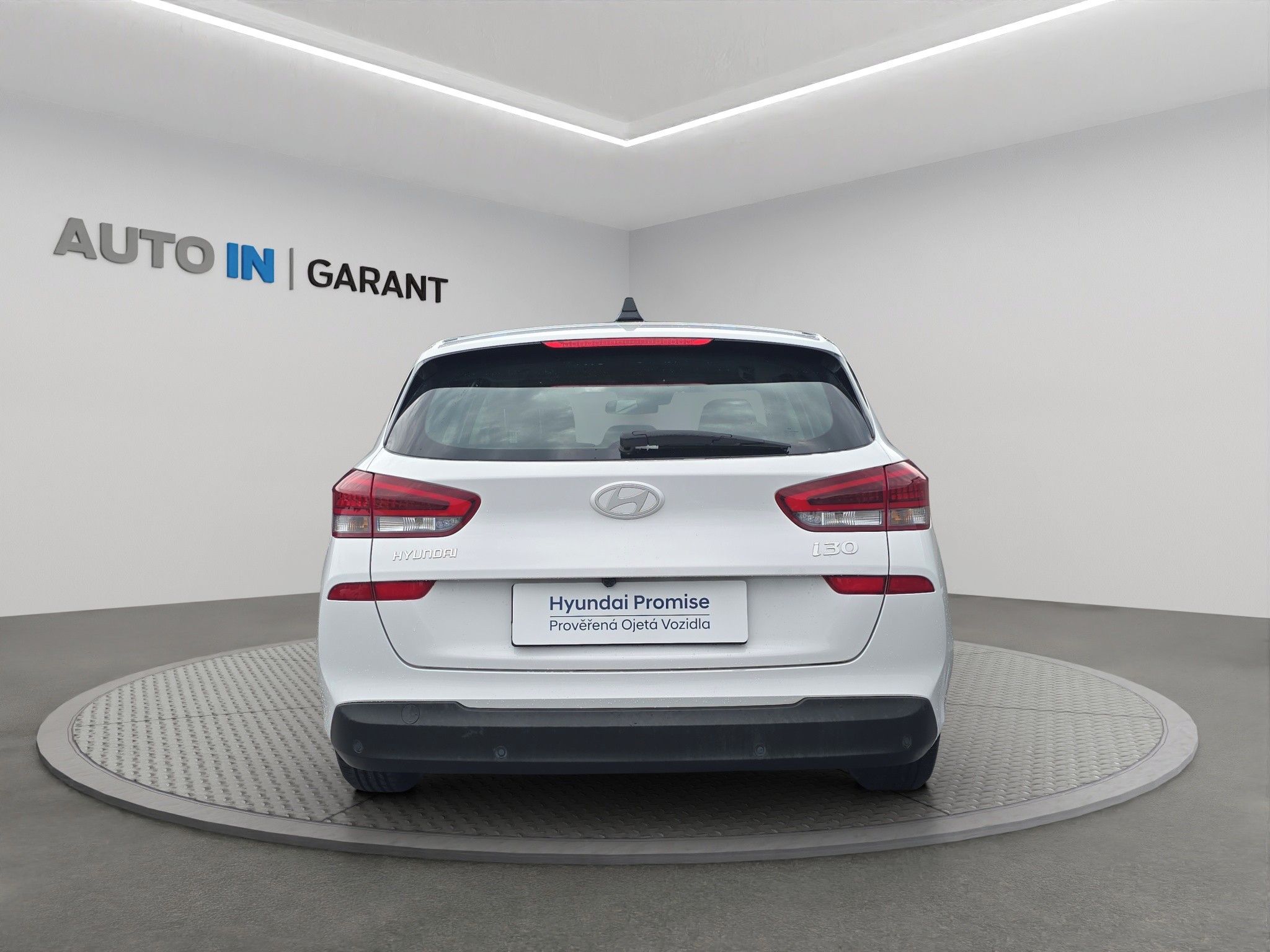 Hyundai i30, Comfort 1.0T-GDi 73kw, serv. k - fotka 6