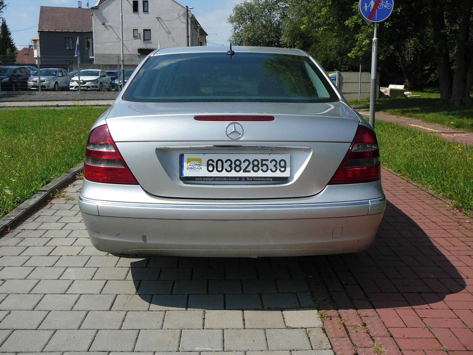 Mercedes-Benz Třídy E, 220D Elegance AUT - fotka 4