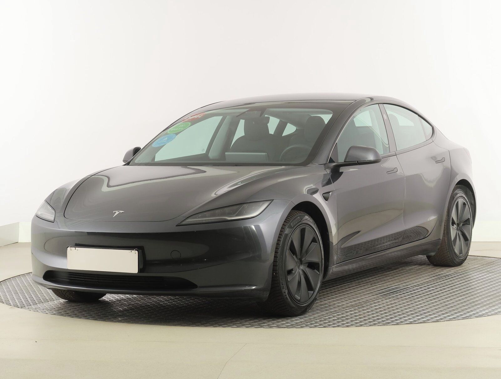 Tesla Model 3, Standard Range 60kWh, SoH 98% - fotka 2