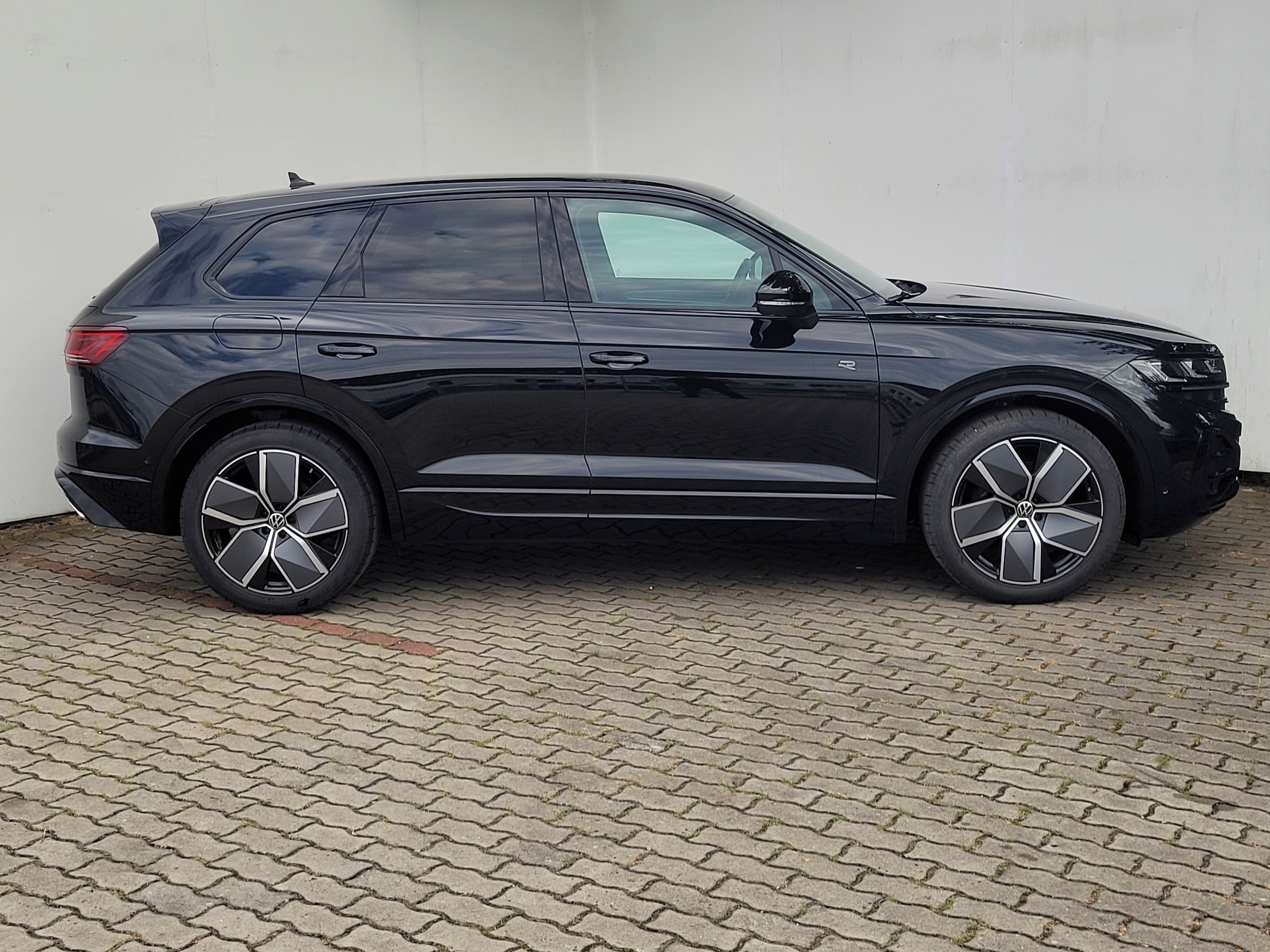 Volkswagen Touareg, 3.0 TDI 210 kW R-Line - fotka 4