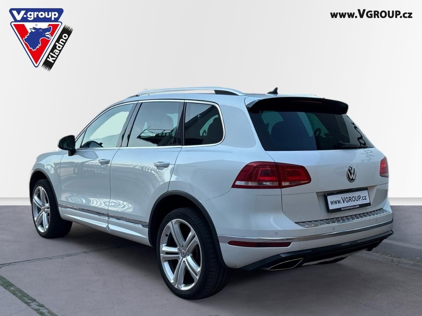 Volkswagen Touareg, Exclus. V6 3,0 TDI BMT 8TT - fotka 3