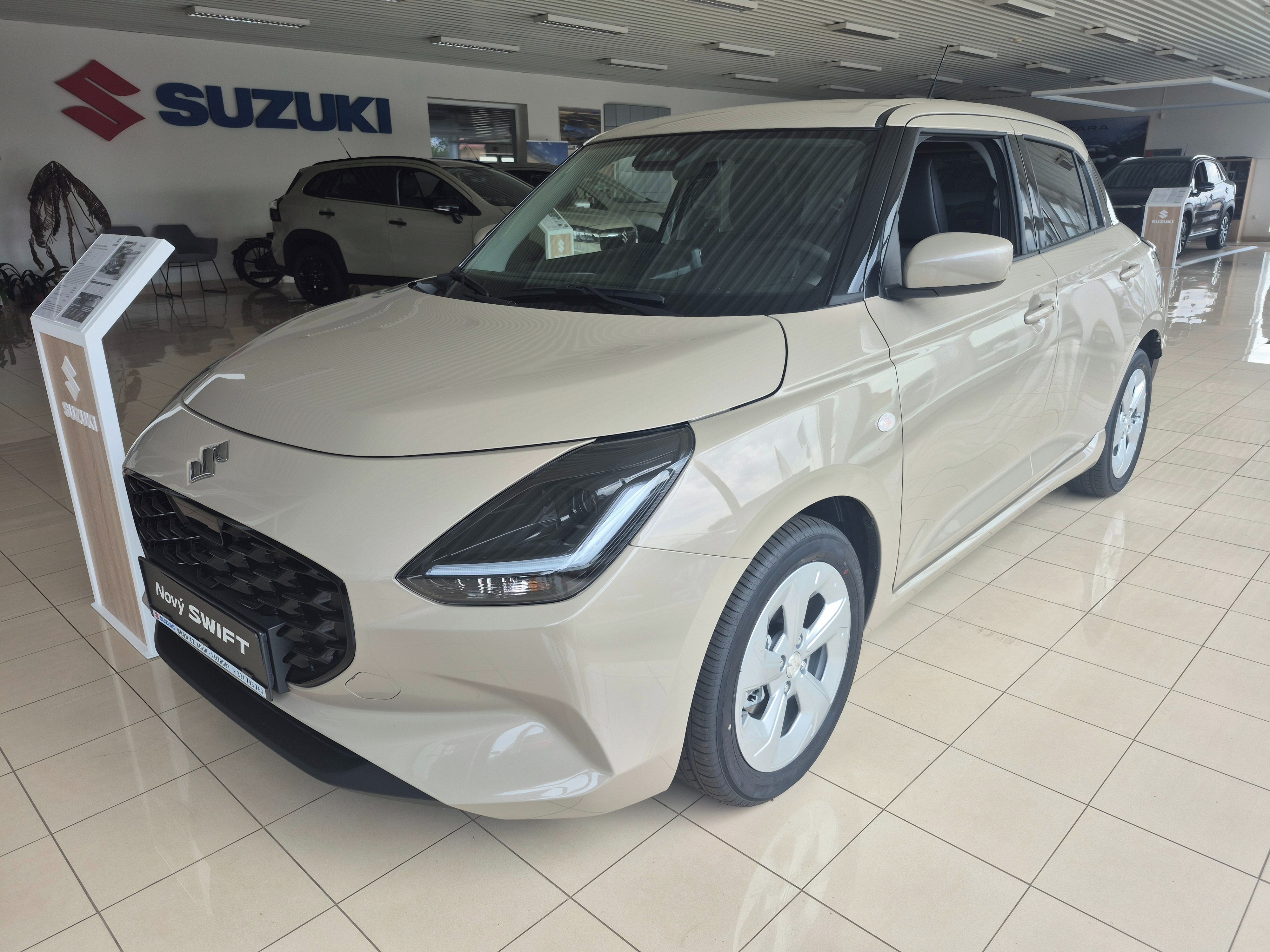 Suzuki Swift, 1,2 Premium automat - fotka 2