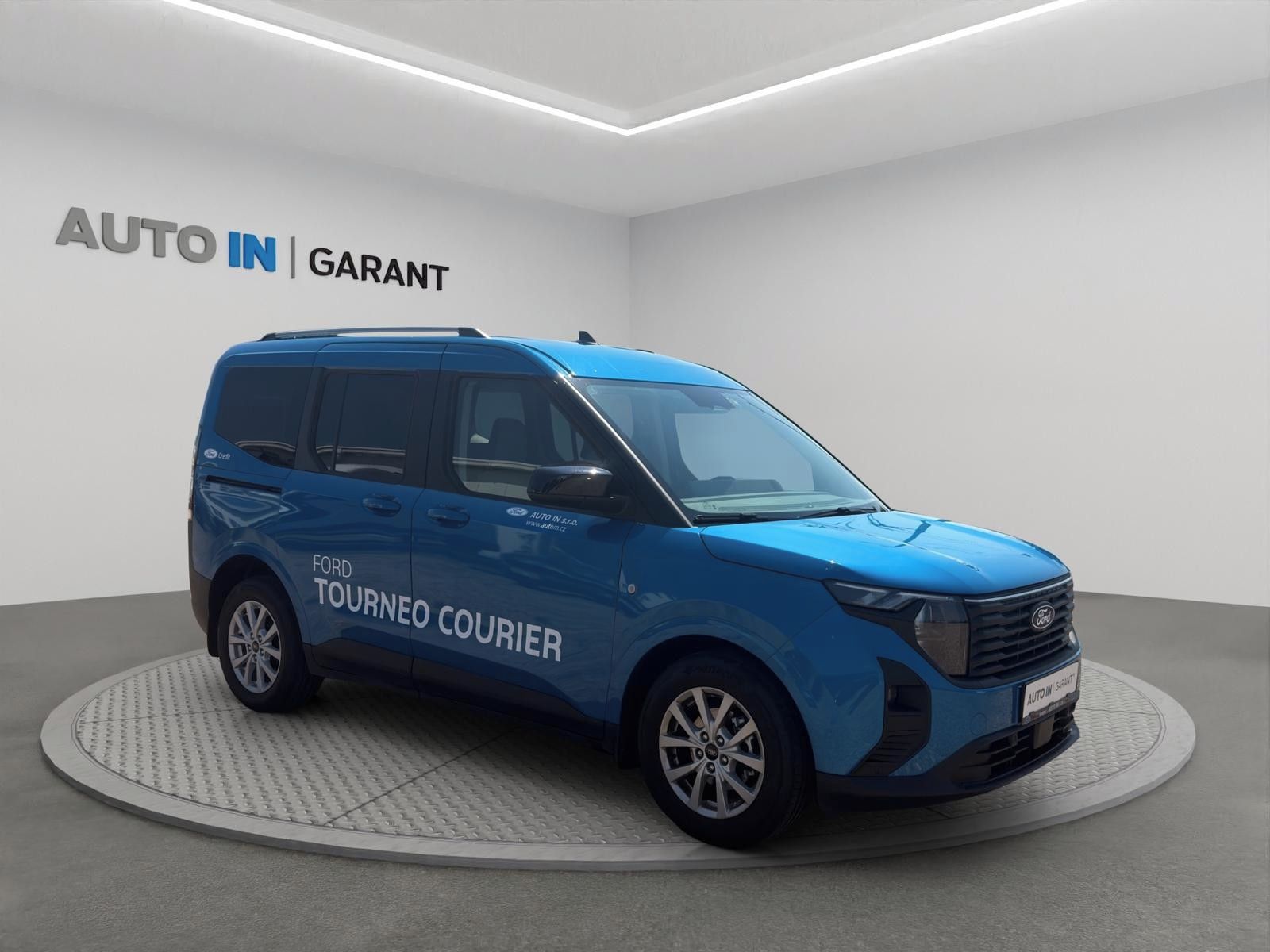 Ford Tourneo Courier, TITANIUM 1,0 EcoBoost 92 kW - fotka 3
