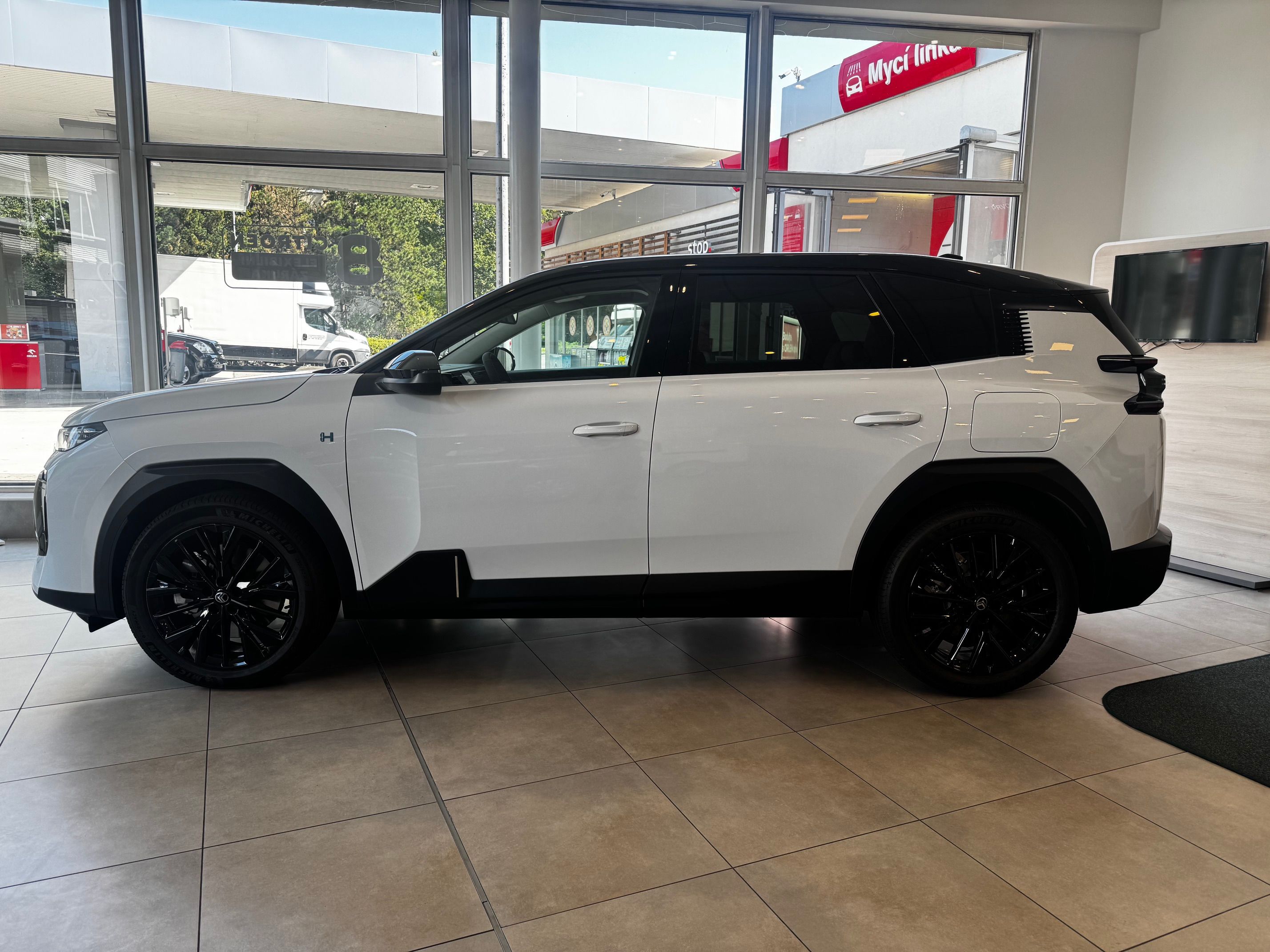 Citroën C5 Aircross, MAX Plug-in Hybrid 225k AT - fotka 3