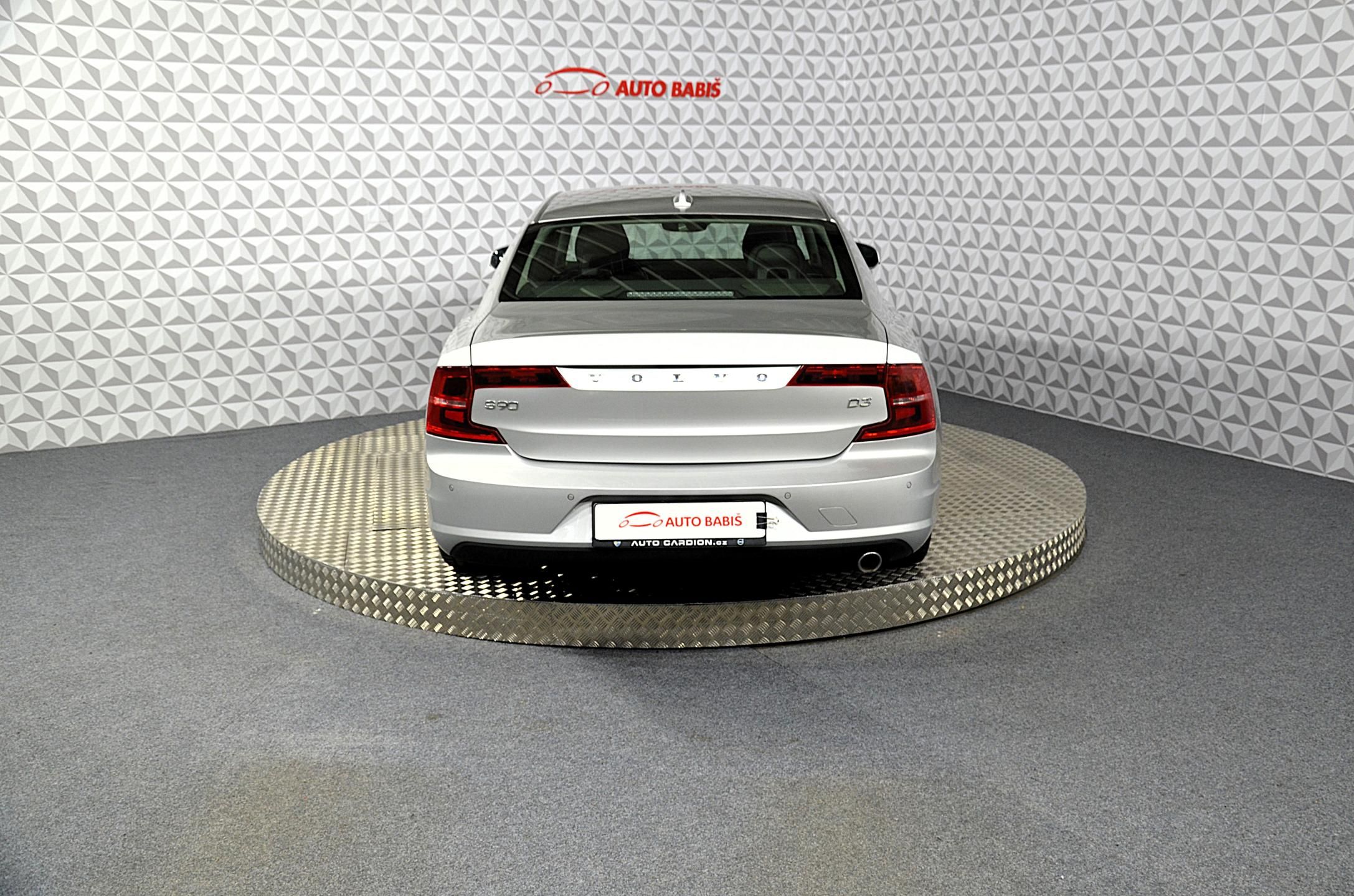 Volvo S90, D3 - fotka 6