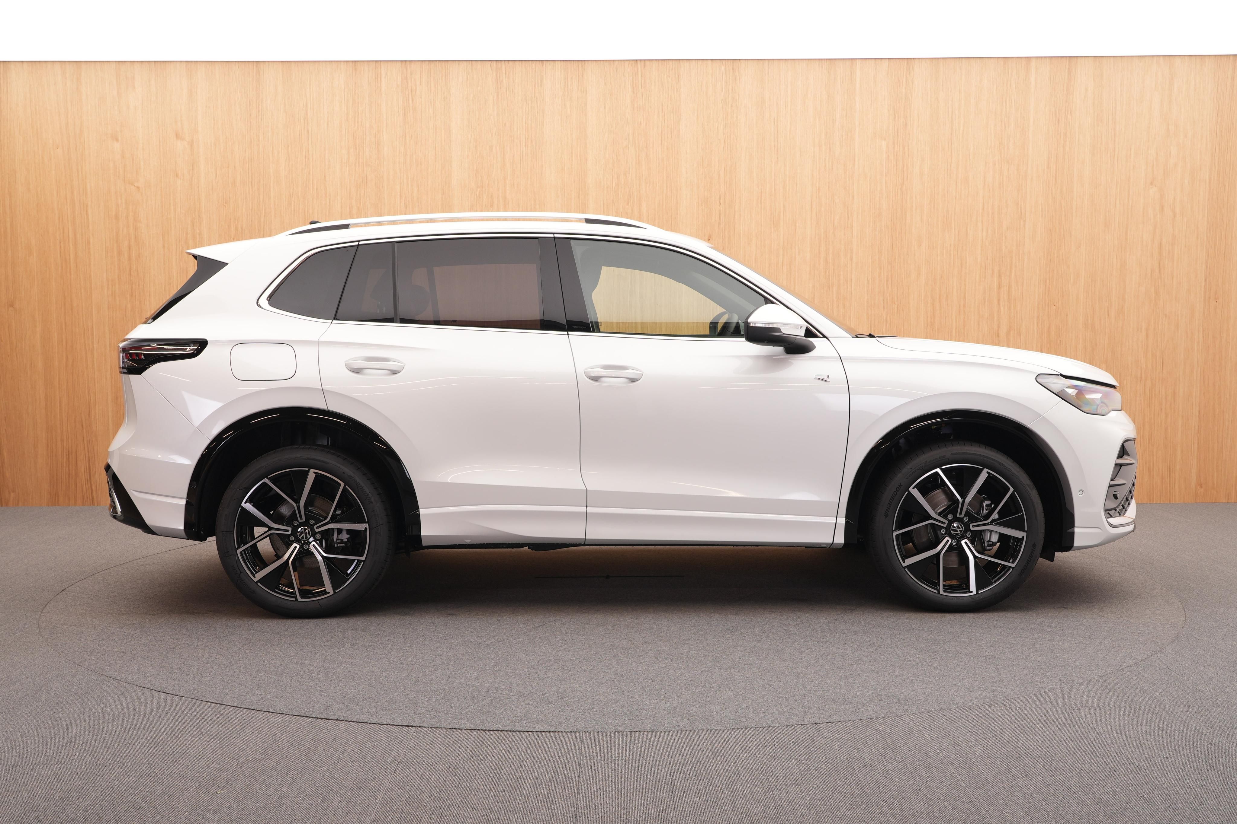 Volkswagen Tiguan, R-Line People Hybrid DSG - fotka 5