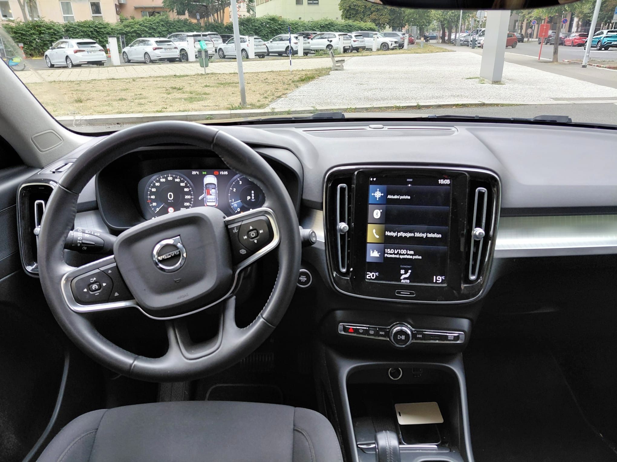 Volvo XC40 - fotka 6