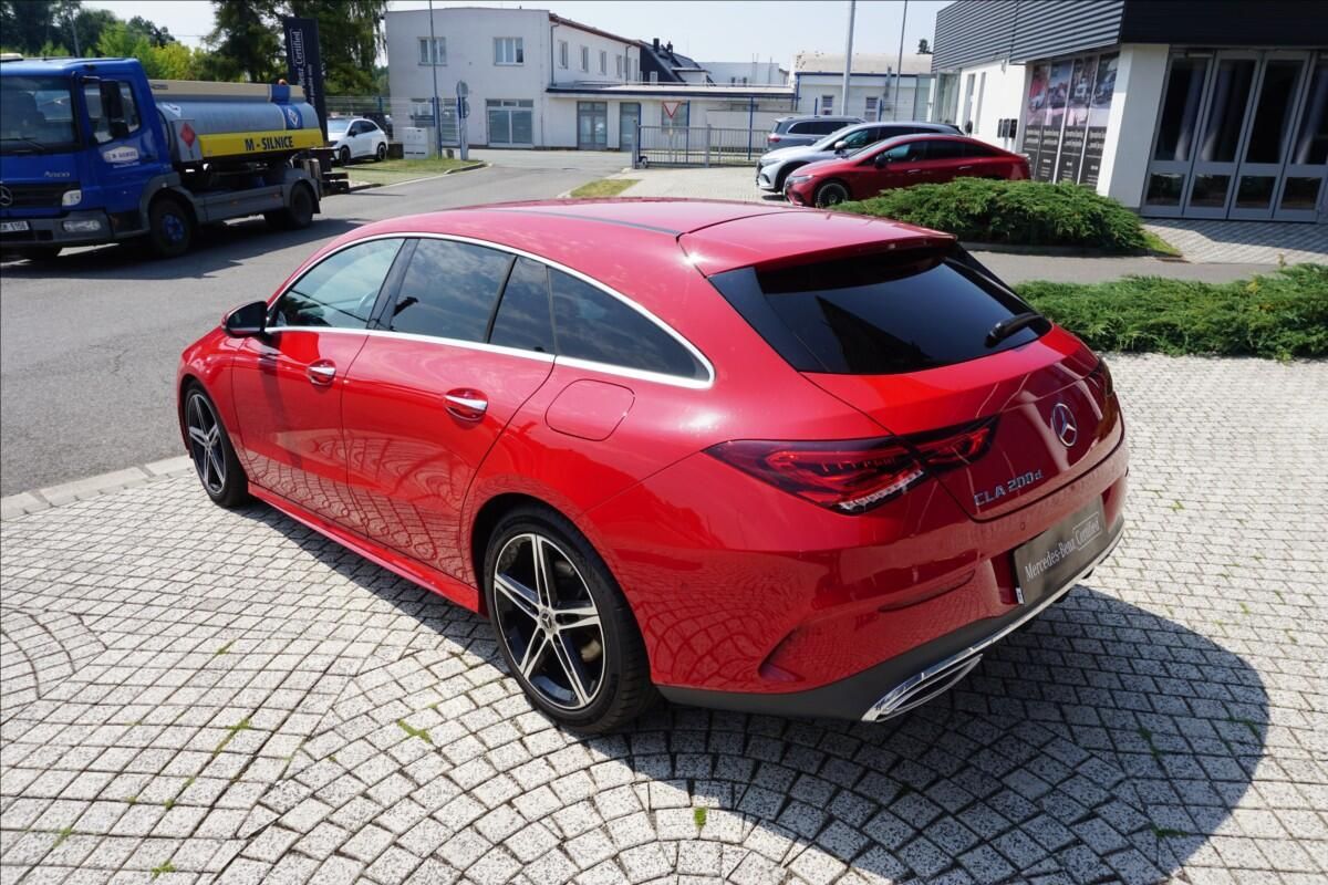 Mercedes-Benz CLA, 2,0 200 d SB, 2.maj ČR - fotka 4