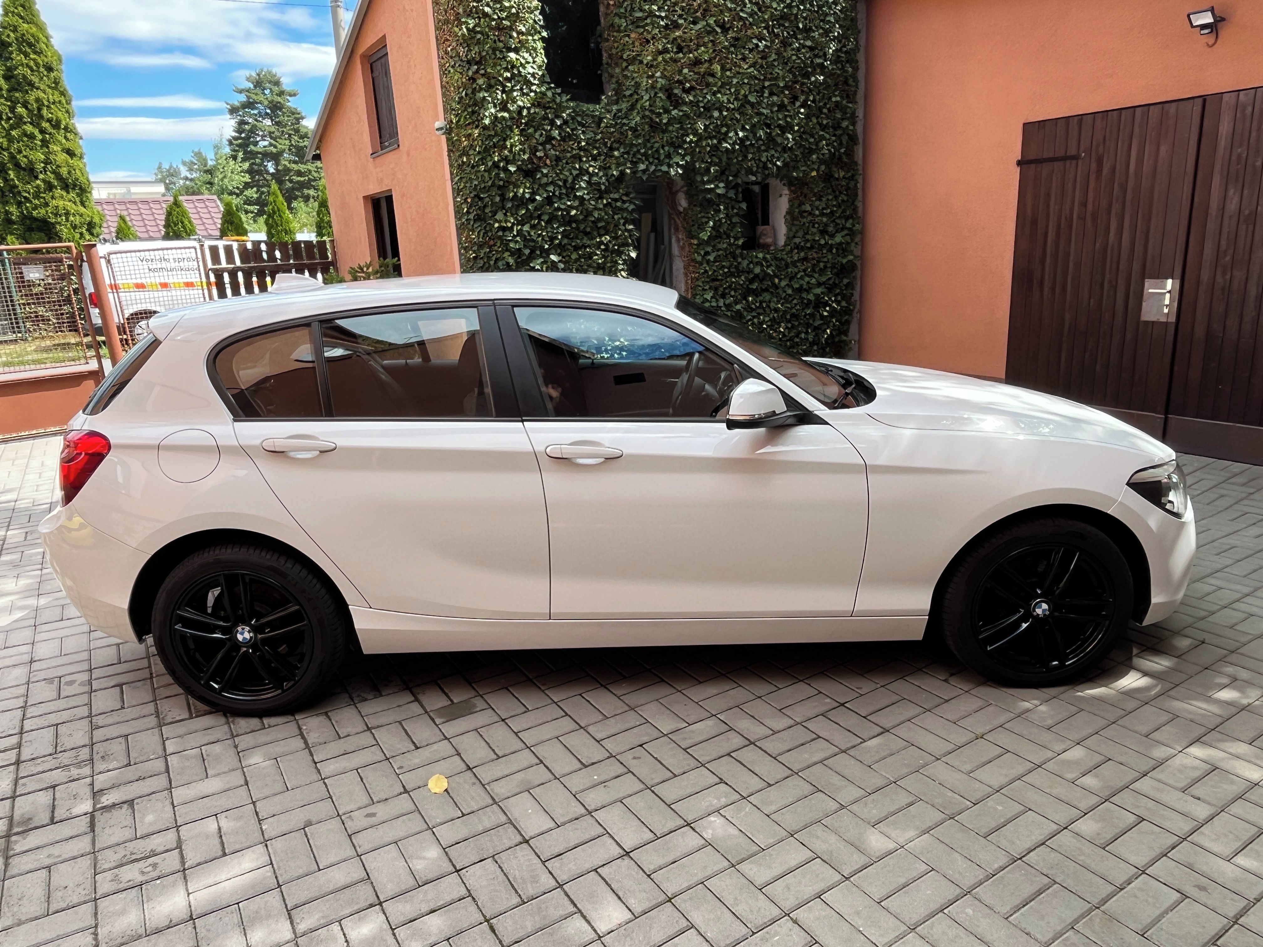 BMW Řada 1 - fotka 6